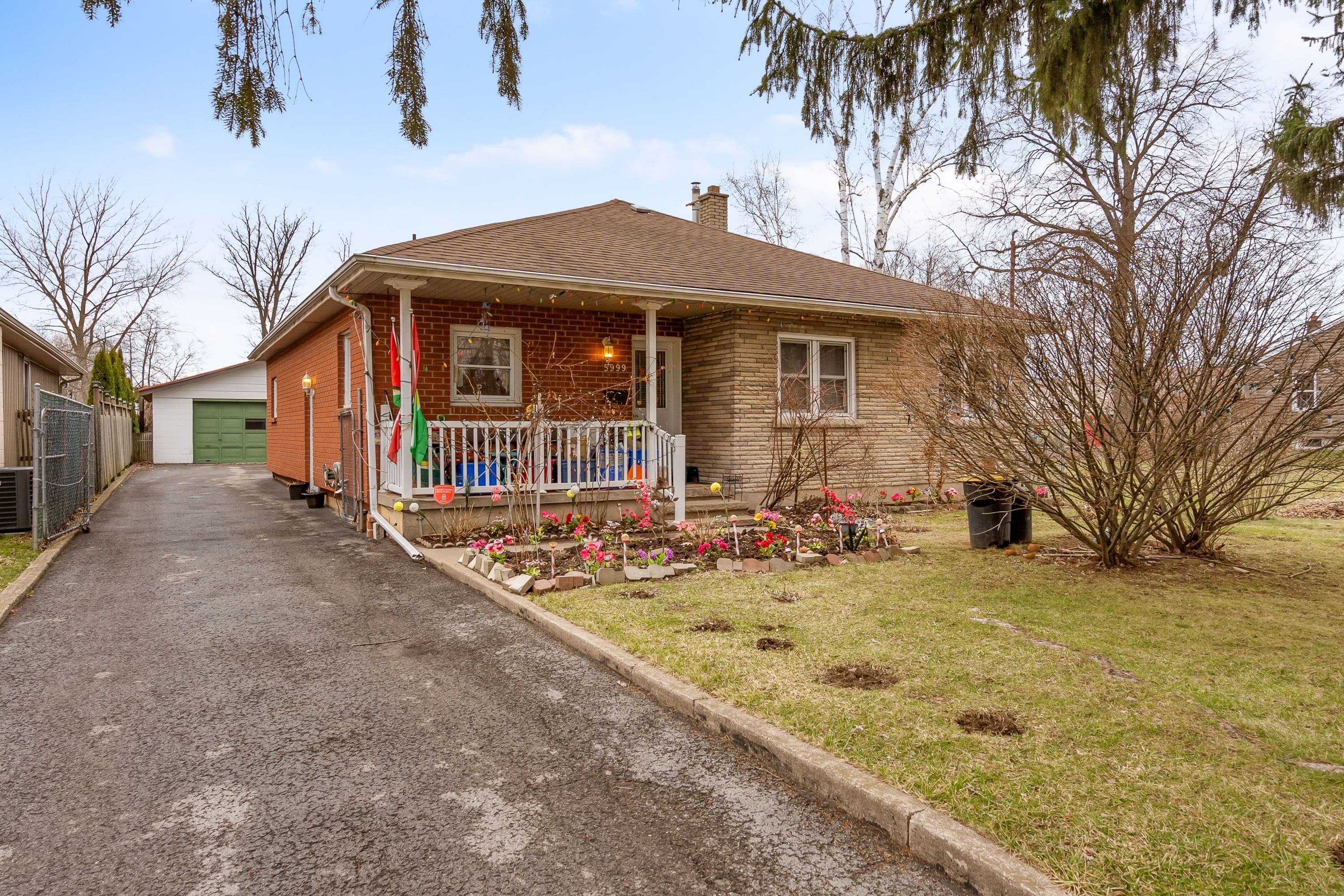 5999 Montrose Road, Niagara Falls, ON L2H 1L4