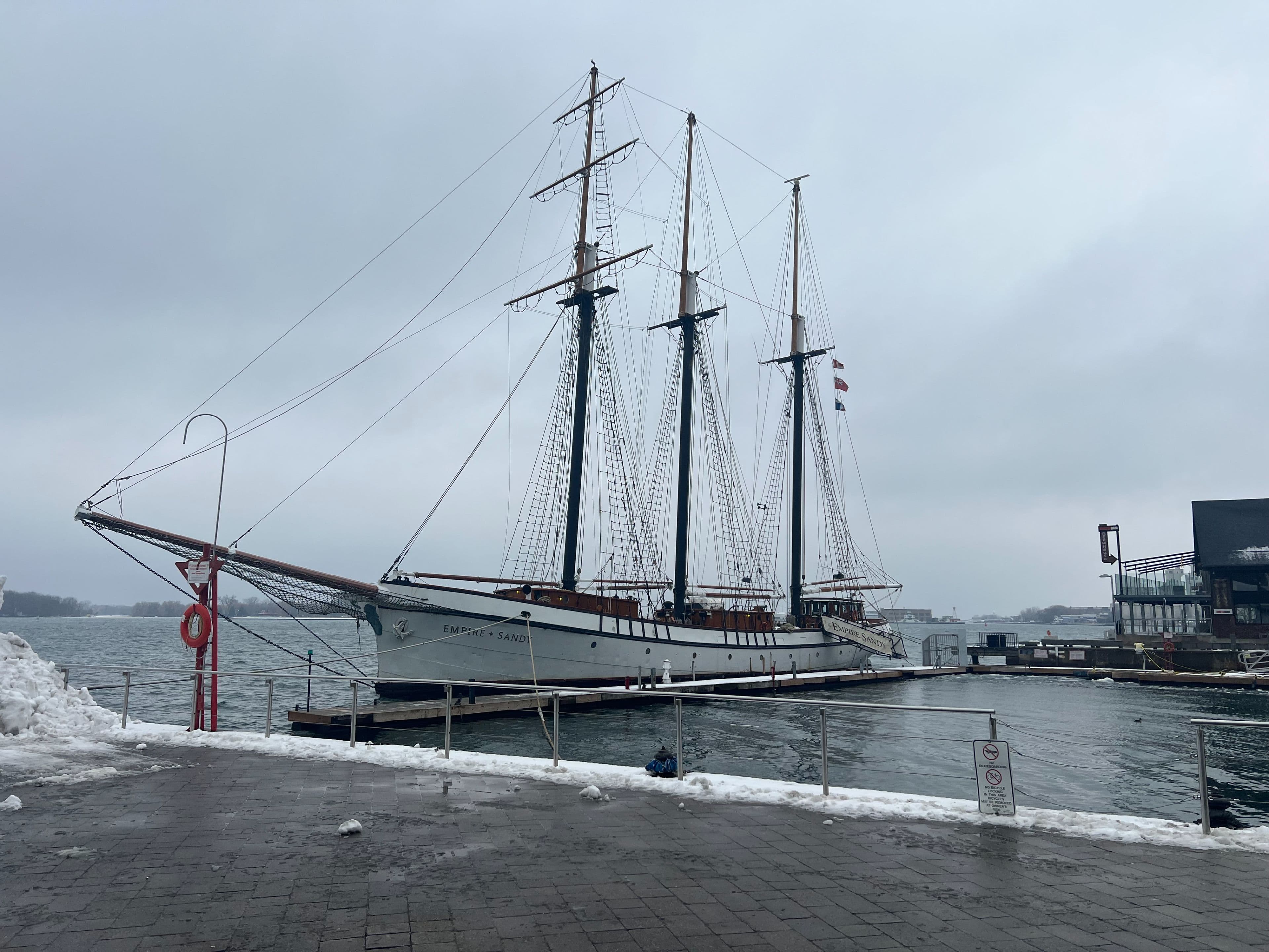 55 Harbour Square 1414, Toronto C01, ON M5E 2L1