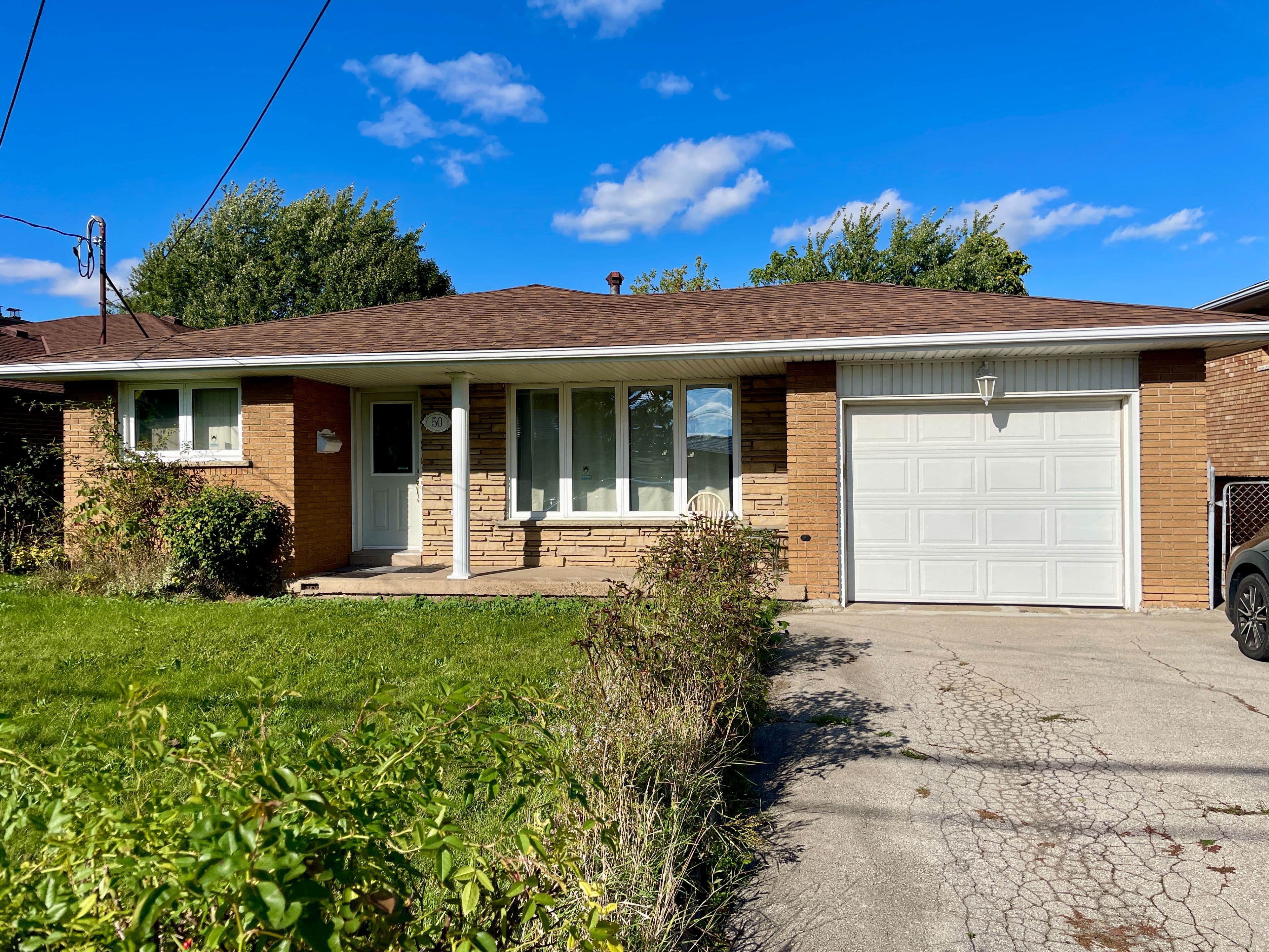 50 Limeridge Road W, Hamilton, ON L9C 2V1