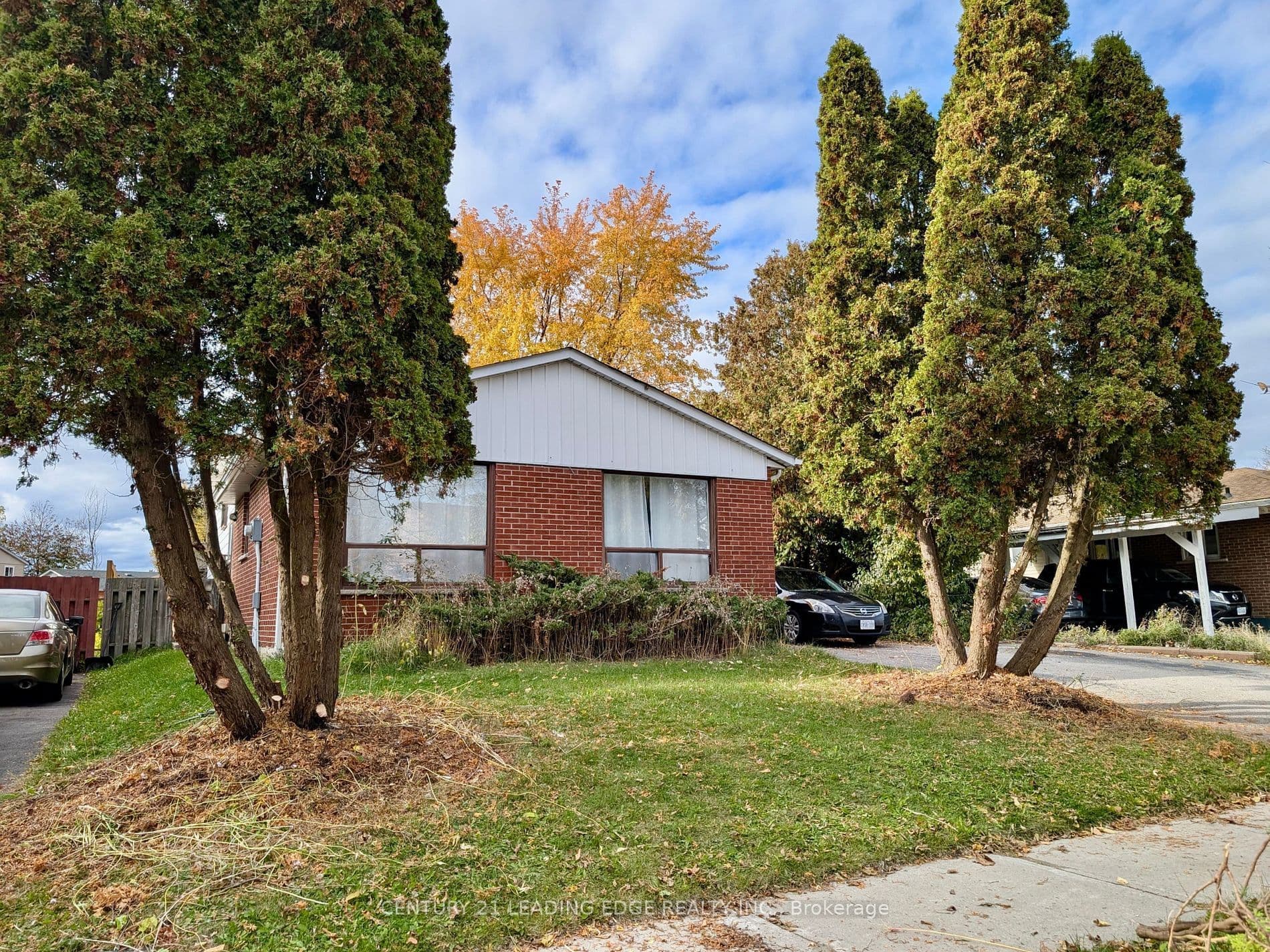 48 Snowball Crescent Lower, Toronto E11, ON M1B 1R9