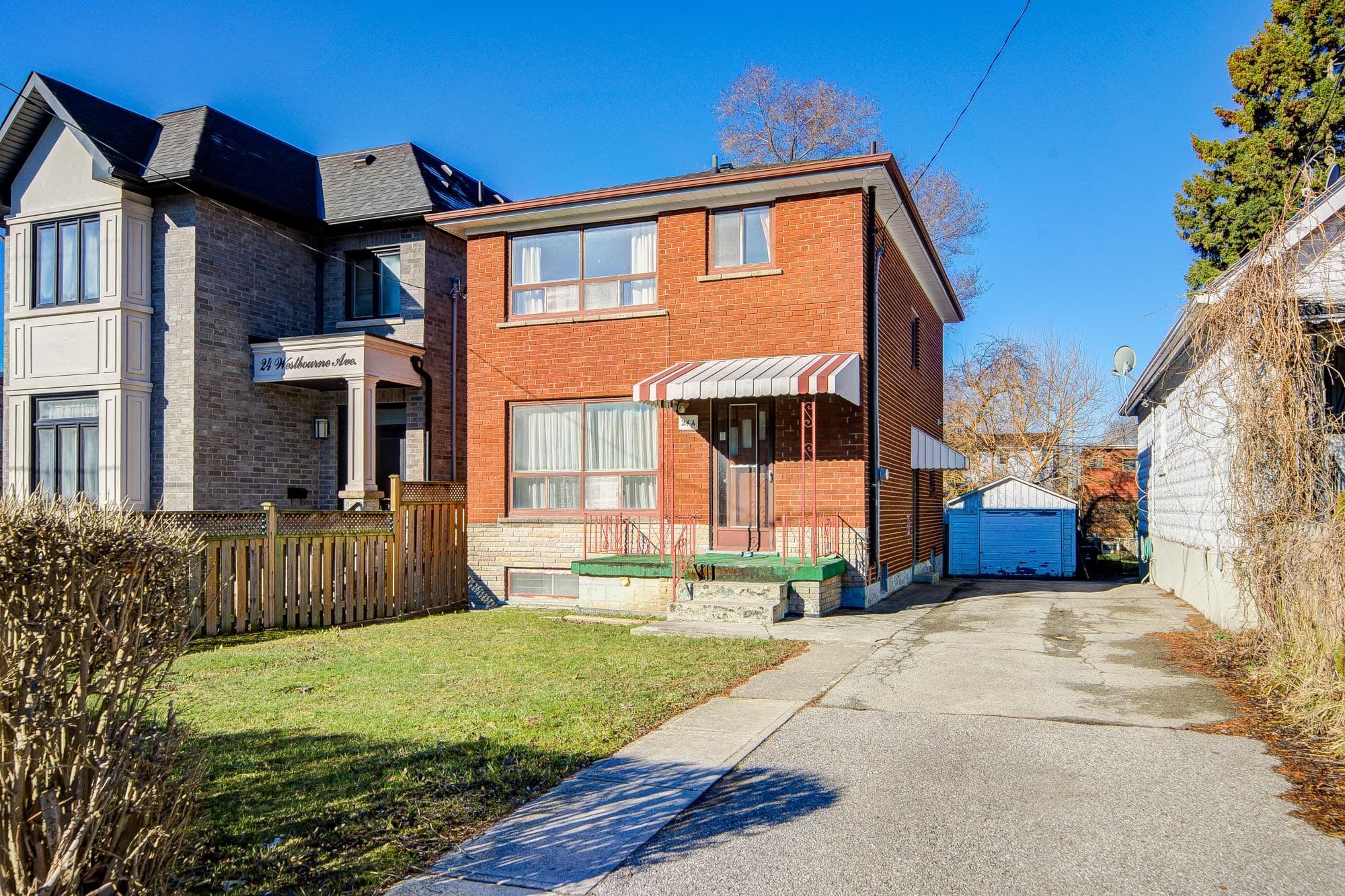 24A Westbourne Avenue, Toronto E04, ON M1L 2Y2