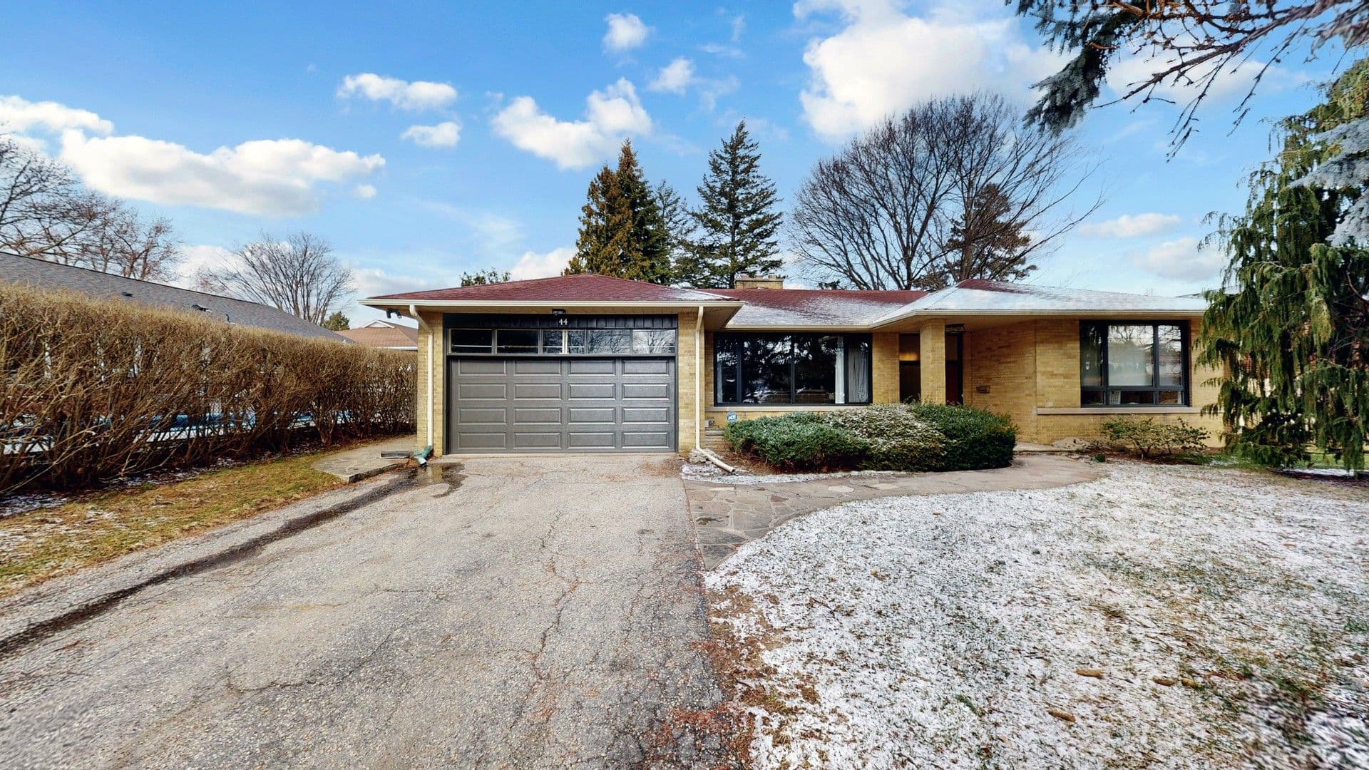 44 Princess Margaret Boulevard BSMT, Toronto W08, ON M9A 1Z6
