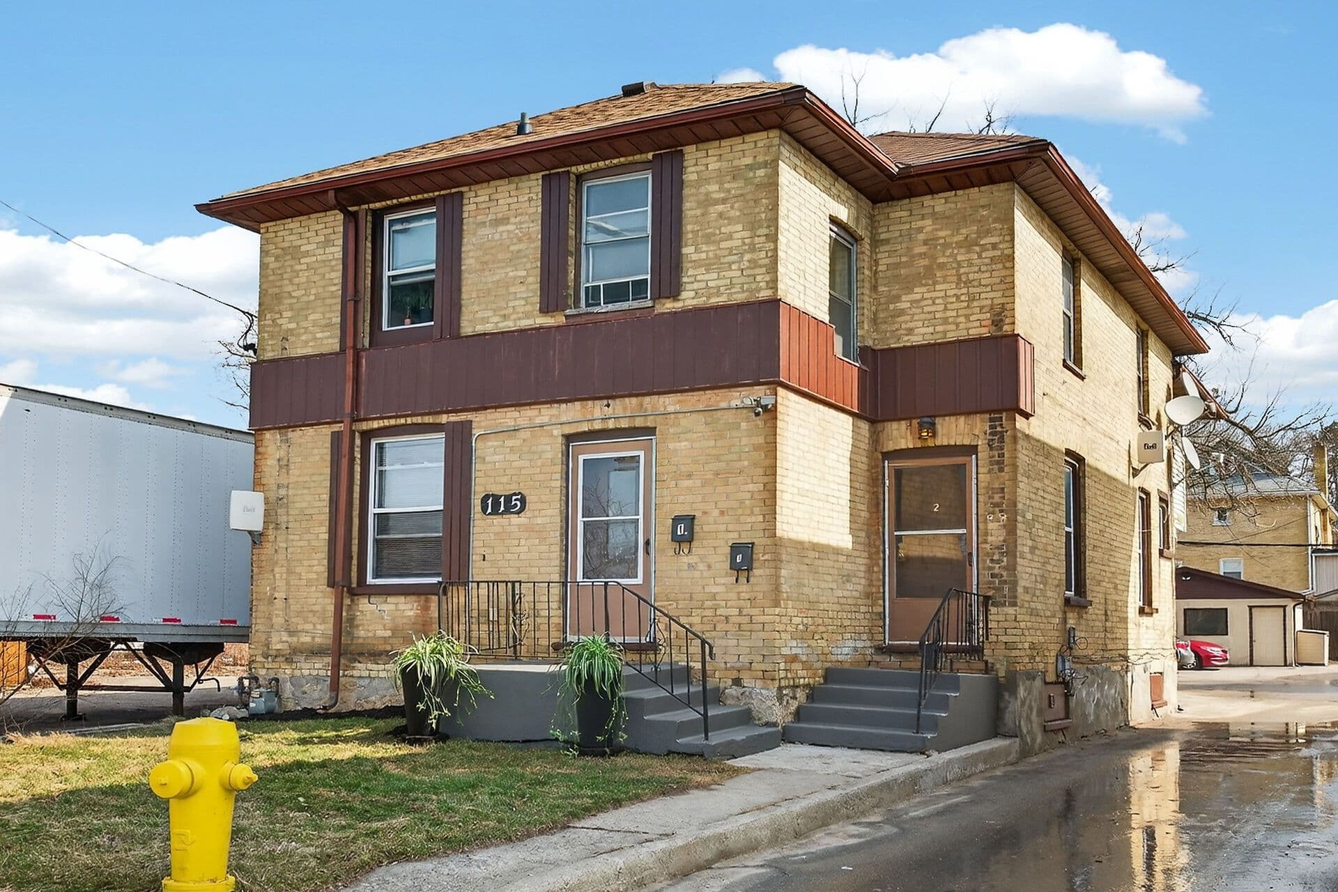 115 Ainslie Street N, Cambridge, ON N1R 3P2