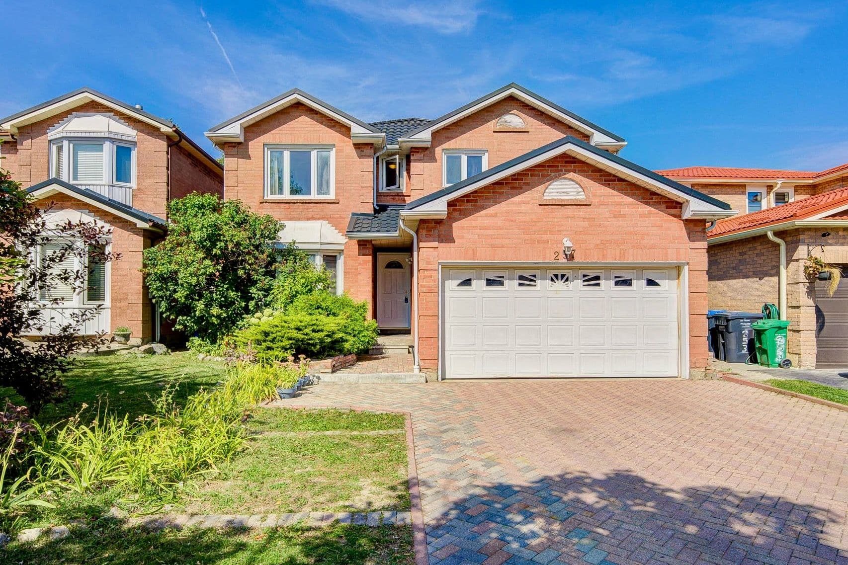 257 Huntington Ridge Drive, Mississauga, ON L5R 1S3