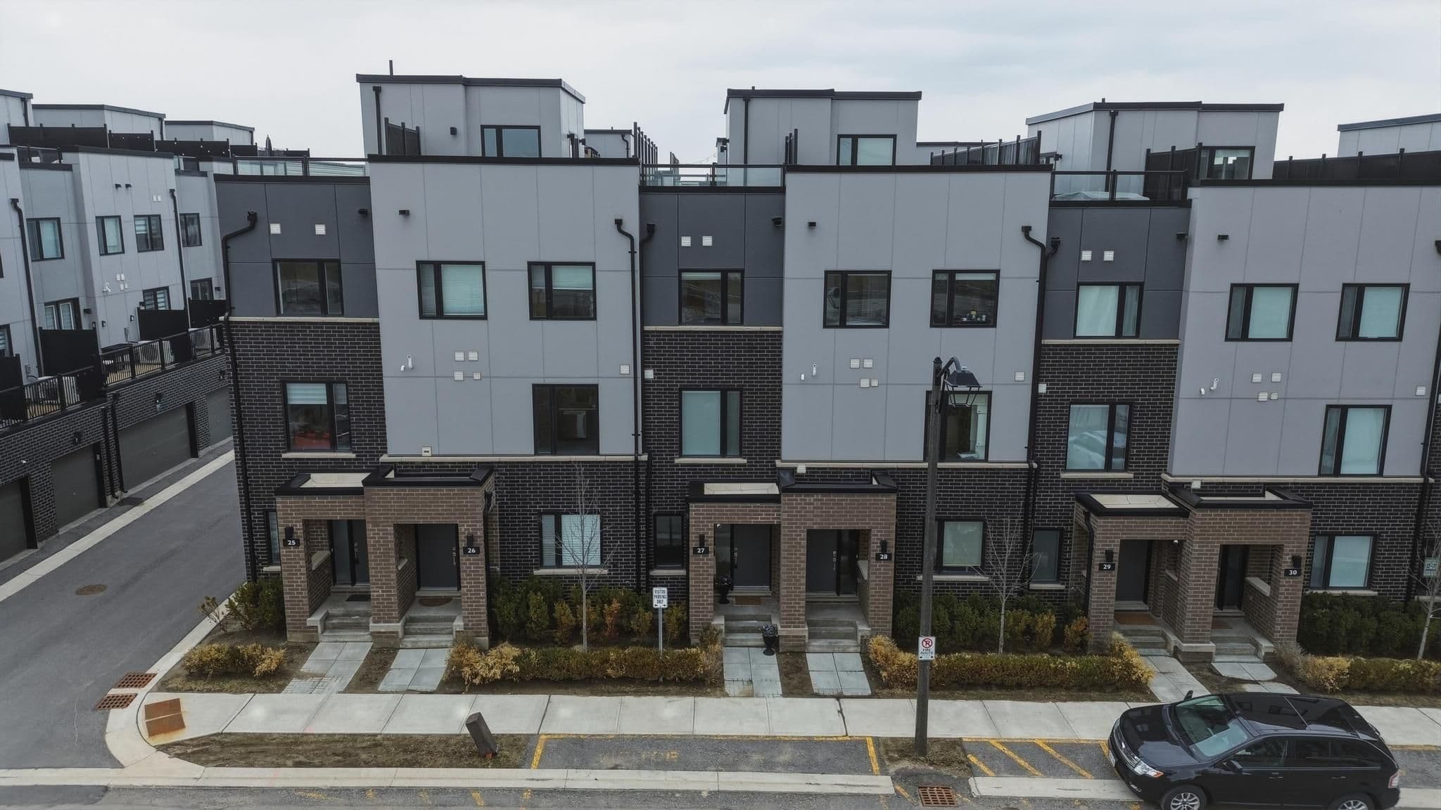 348 Wheat Boom Drive 27, Oakville, ON L6H 3V6