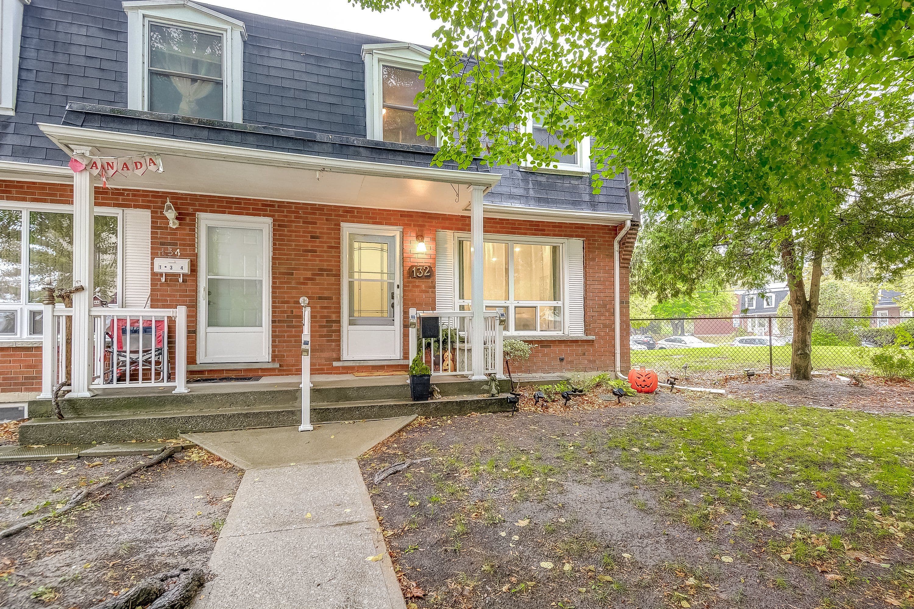 132 Barlake Avenue 35, Hamilton, ON L8E 1H3