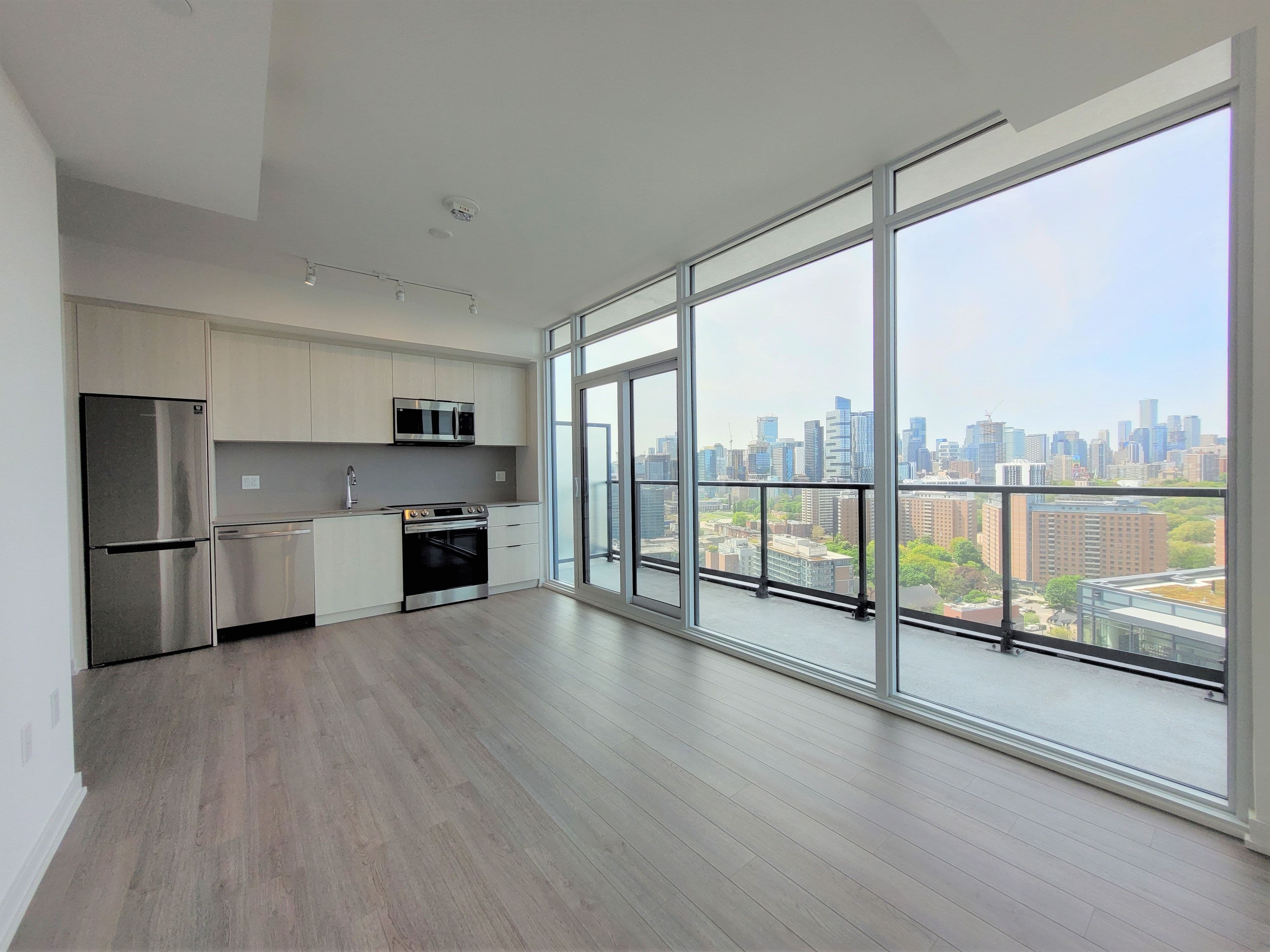 48 Power Street 2211, Toronto C08, ON M5A 0V2