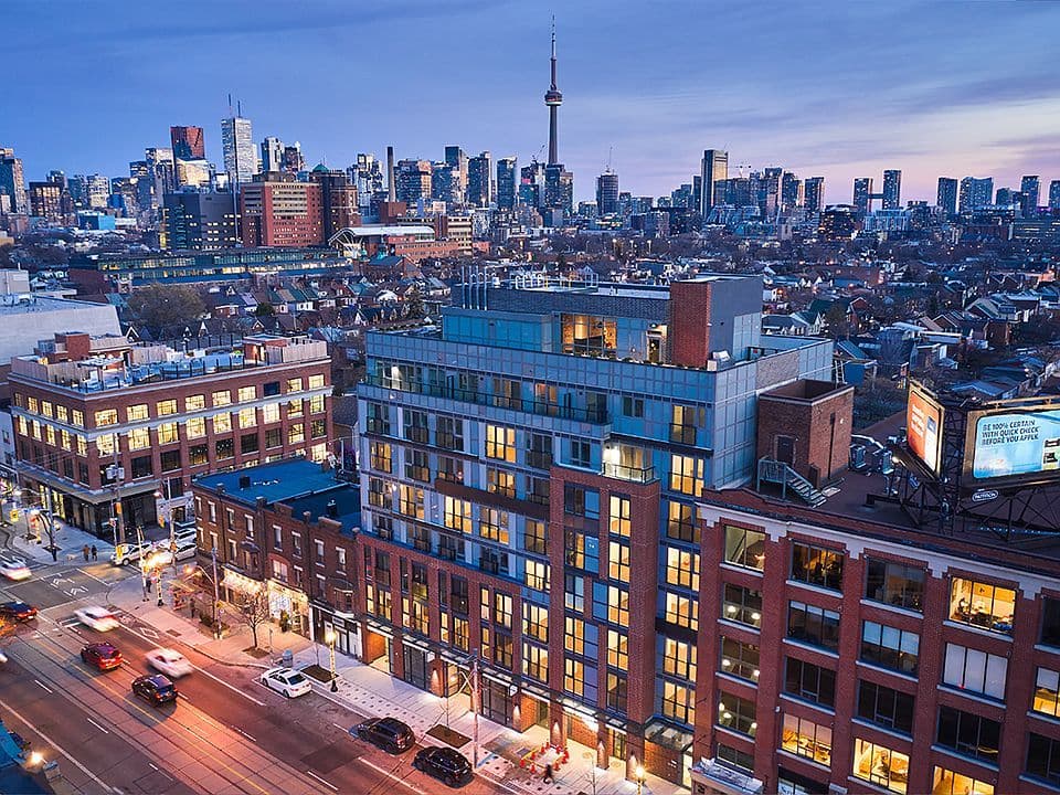 555 COLLEGE Street 601, Toronto C01, ON M4G 0B1