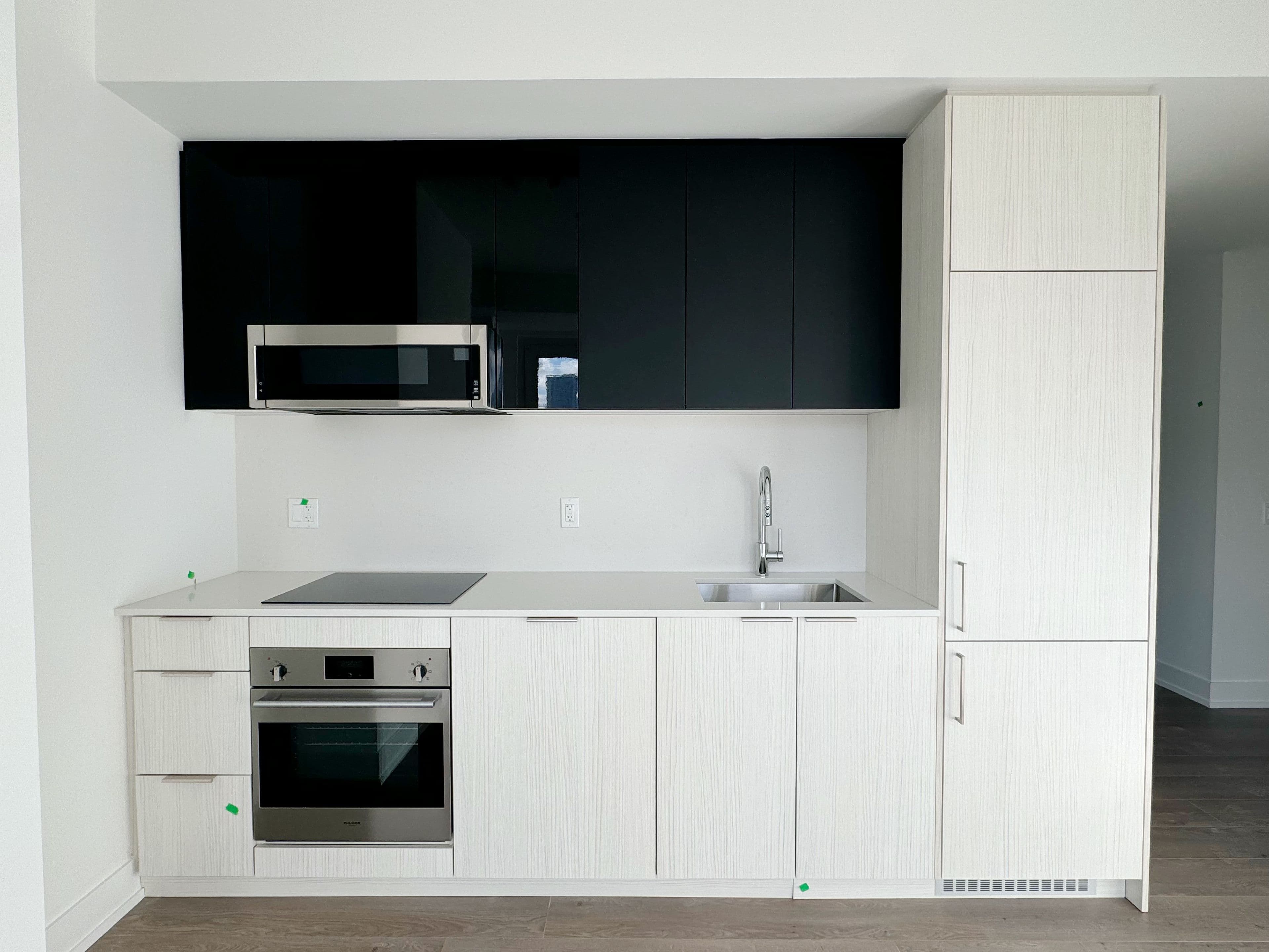 308 Jarvis Street 1613, Toronto C08, ON M5B 0E3