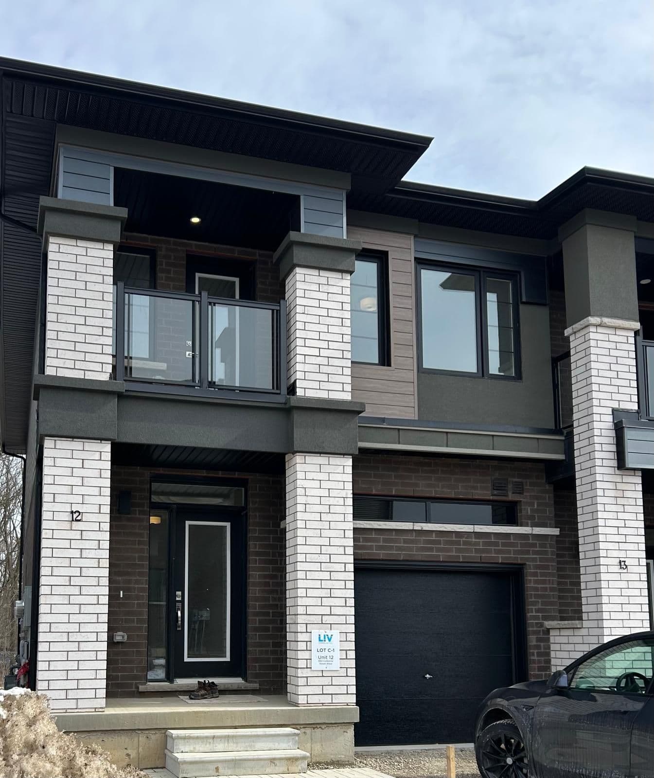 660 Colborne Street 12, Brantford, ON N3T 5L1