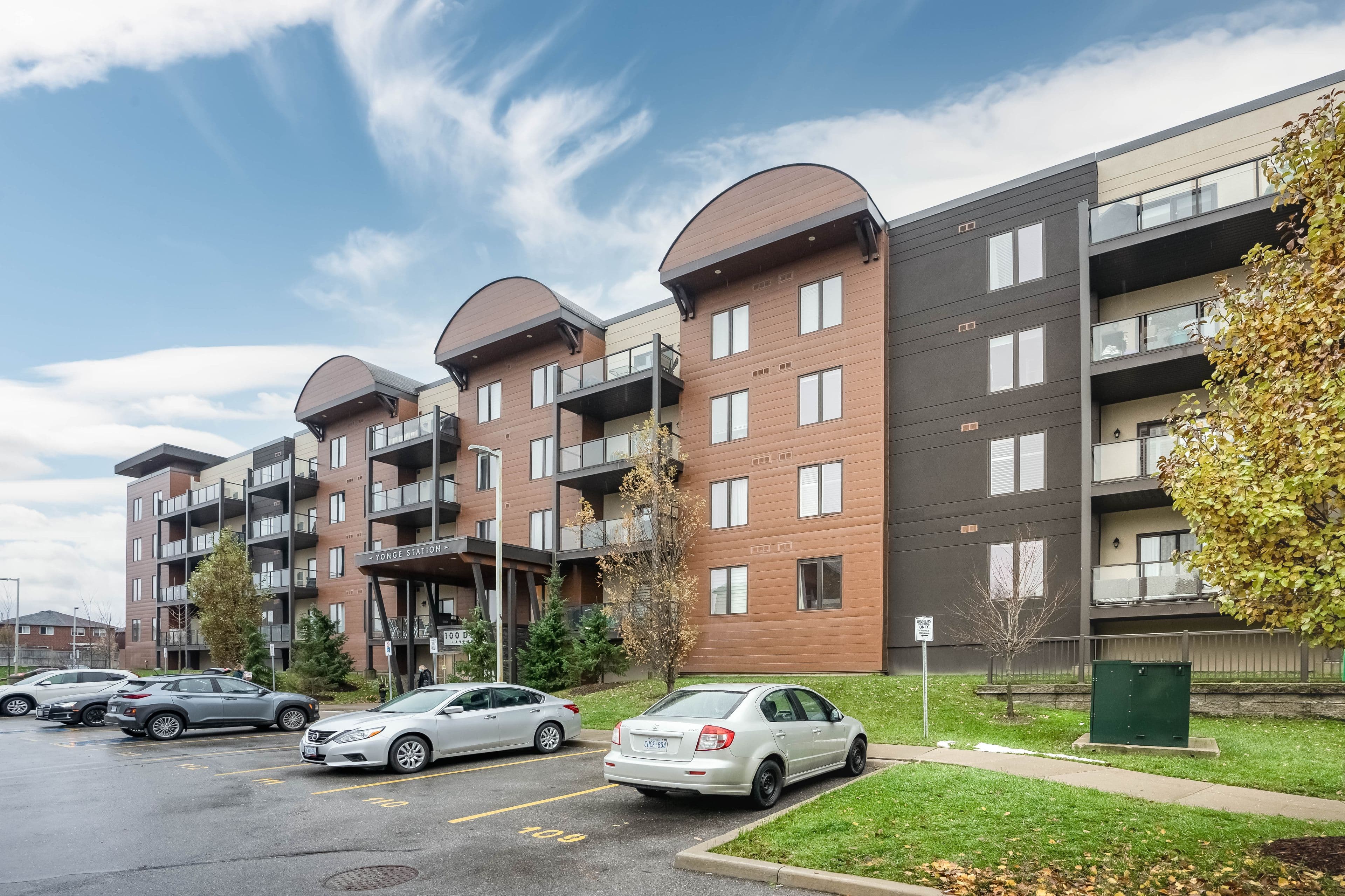 720 YONGE Street 311, Barrie, ON L9J 0G9