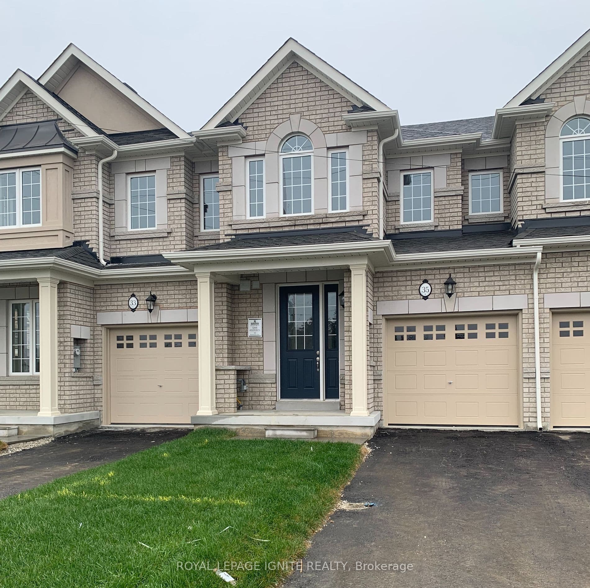 35 Bushwood Trail, Brampton, ON L6Y 6G6