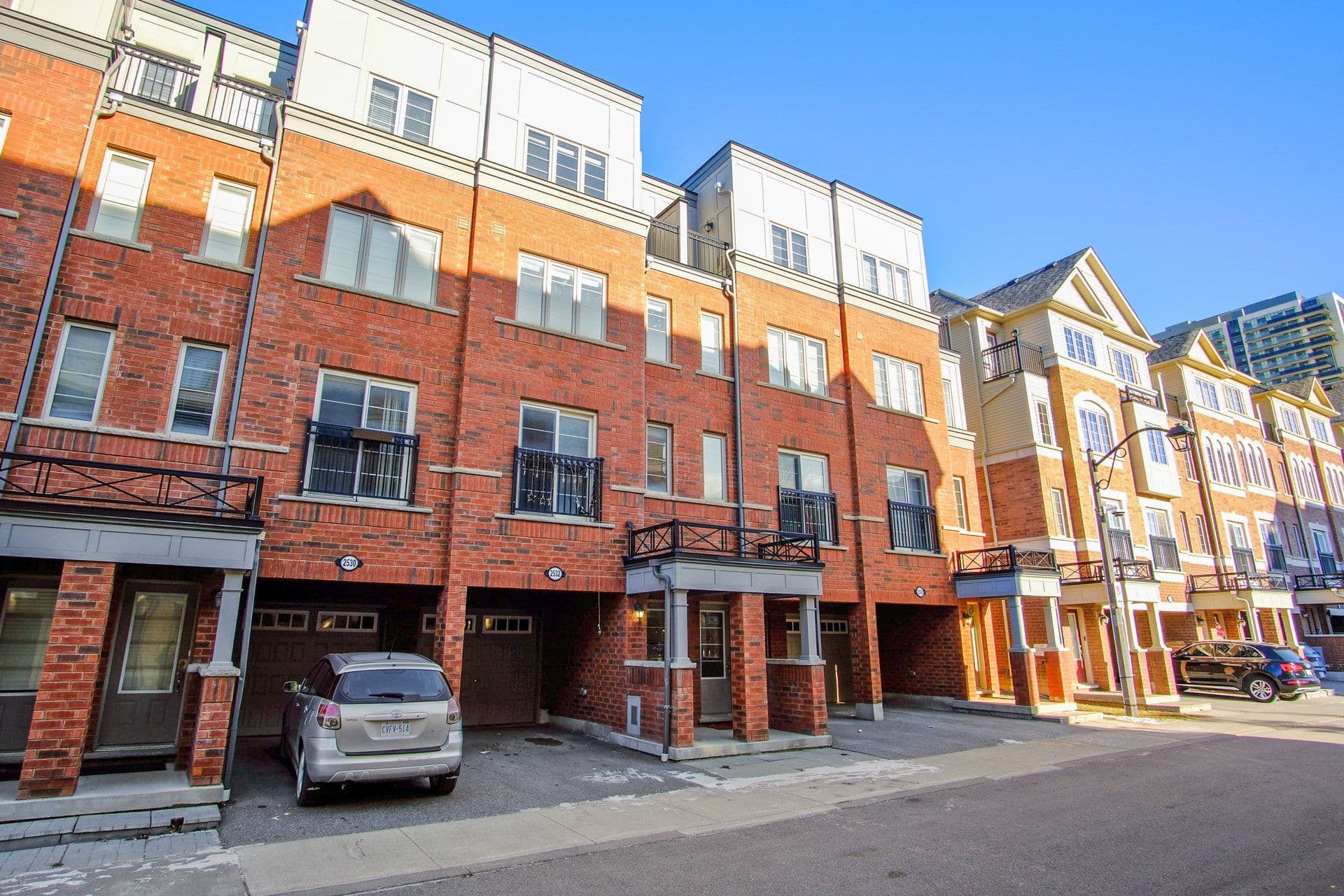 2532 Bromus Path, Oshawa, ON L1L 0K7