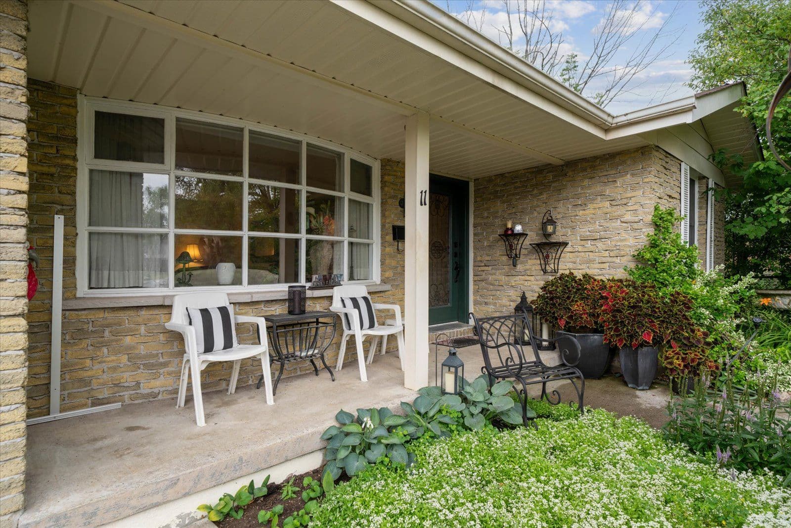 11 Bayleaf Court, Peterborough, ON K9K 1A2