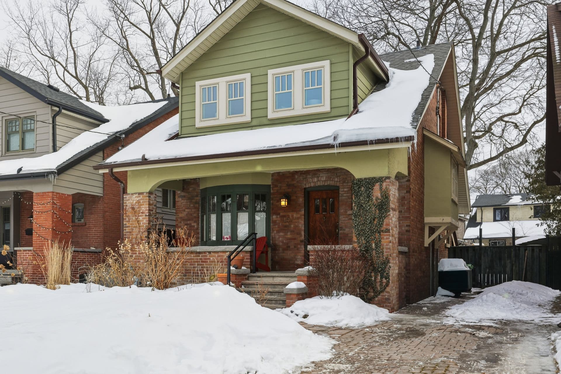 15 Eastbourne Crescent, Toronto W06, ON M8V 1W5