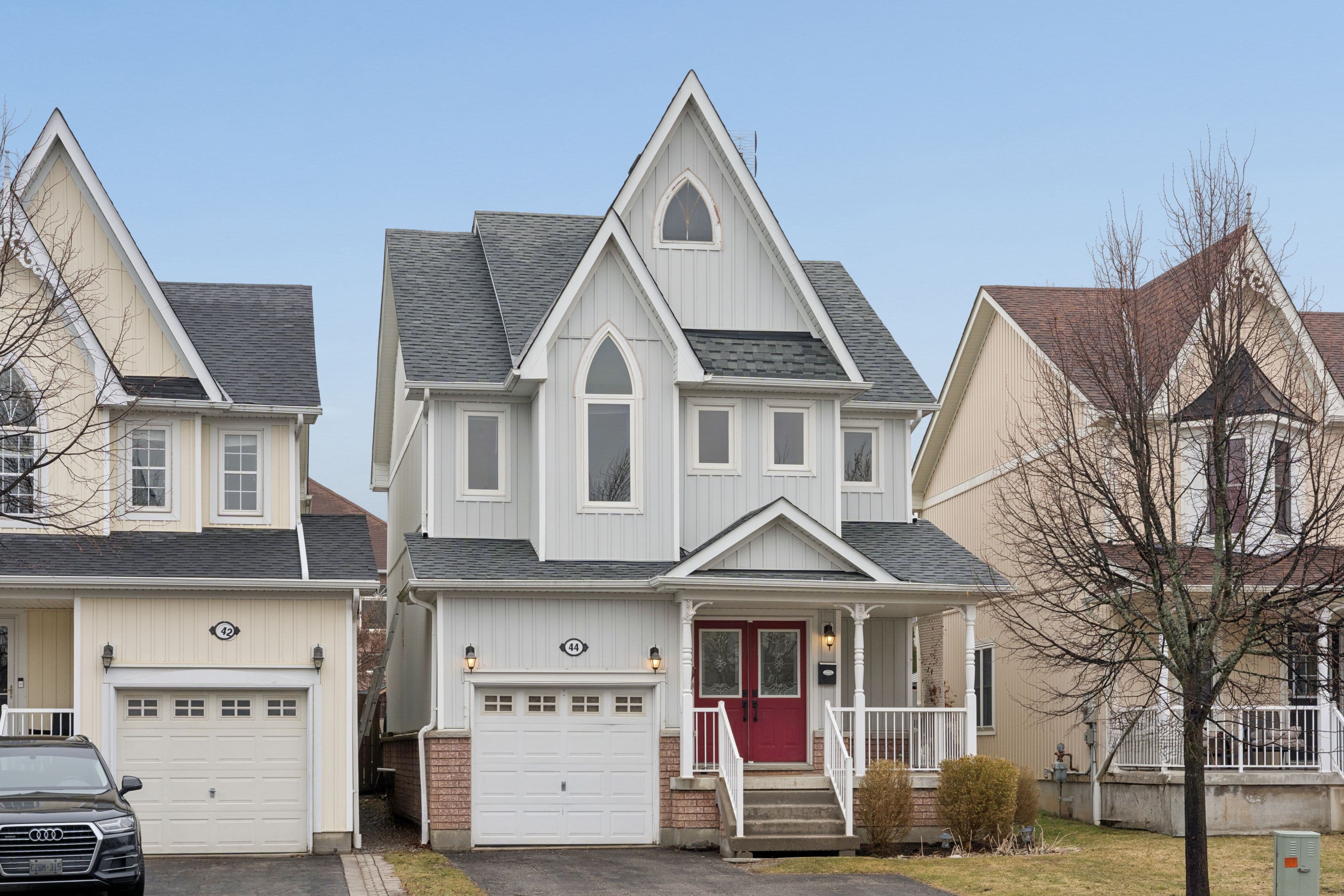 44 Cranborne Crescent, Whitby, ON L1M 2M1