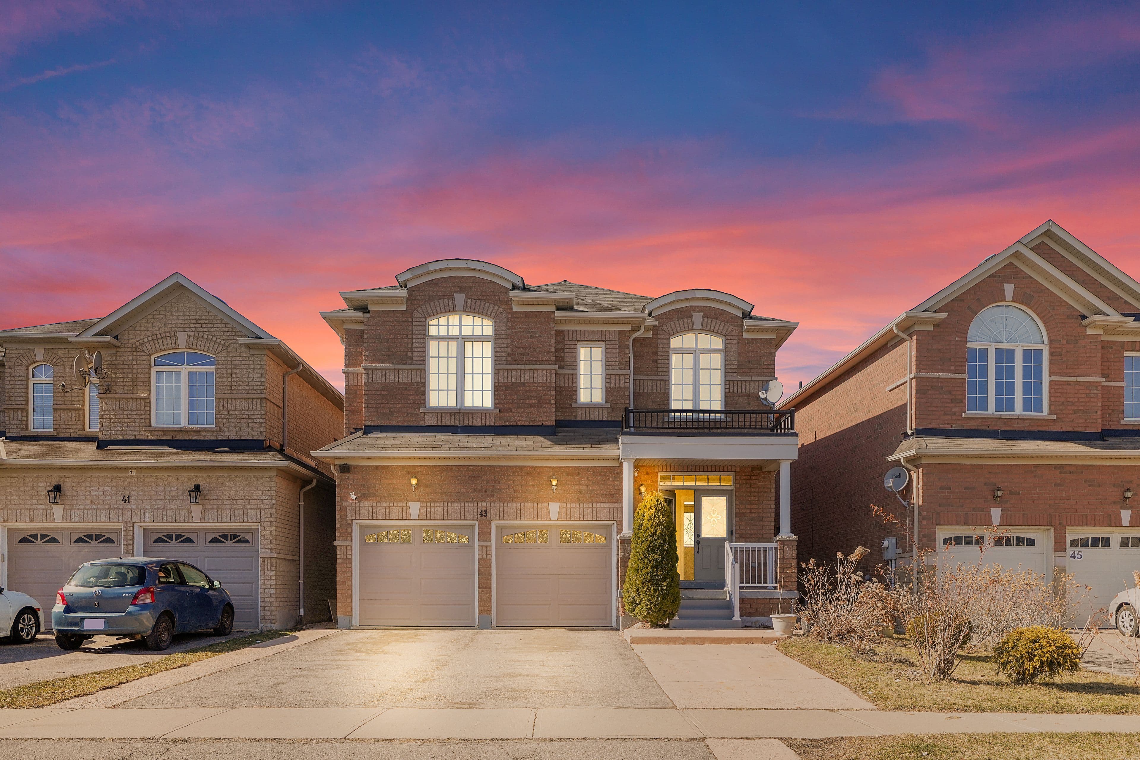 43 Alice Springs Crescent, Brampton, ON L6X 0R7