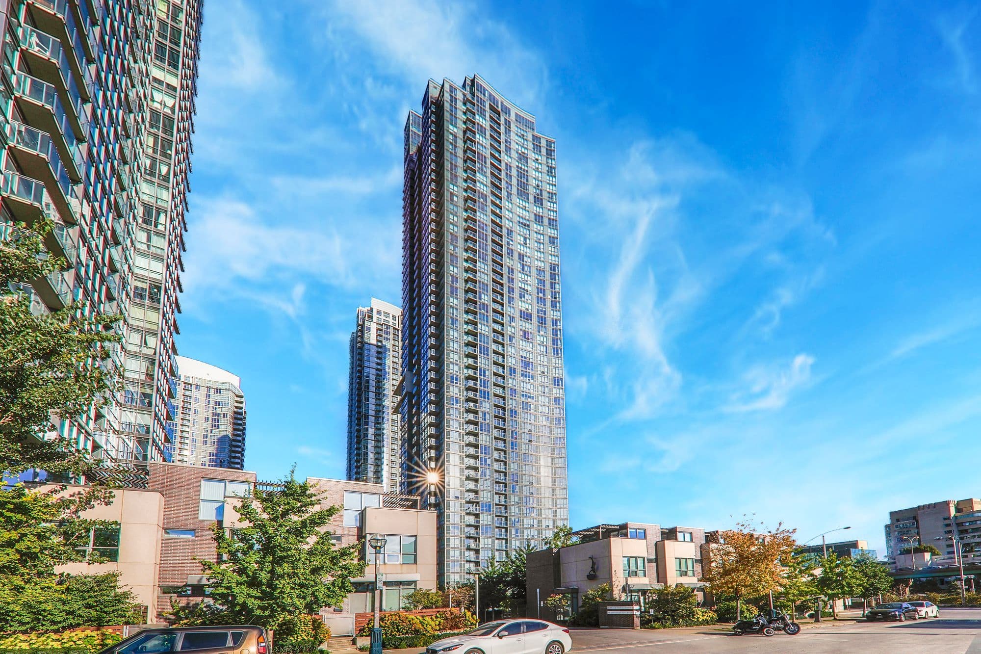 11 Brunel Court 2615, Toronto C01, ON M5V 3Y3