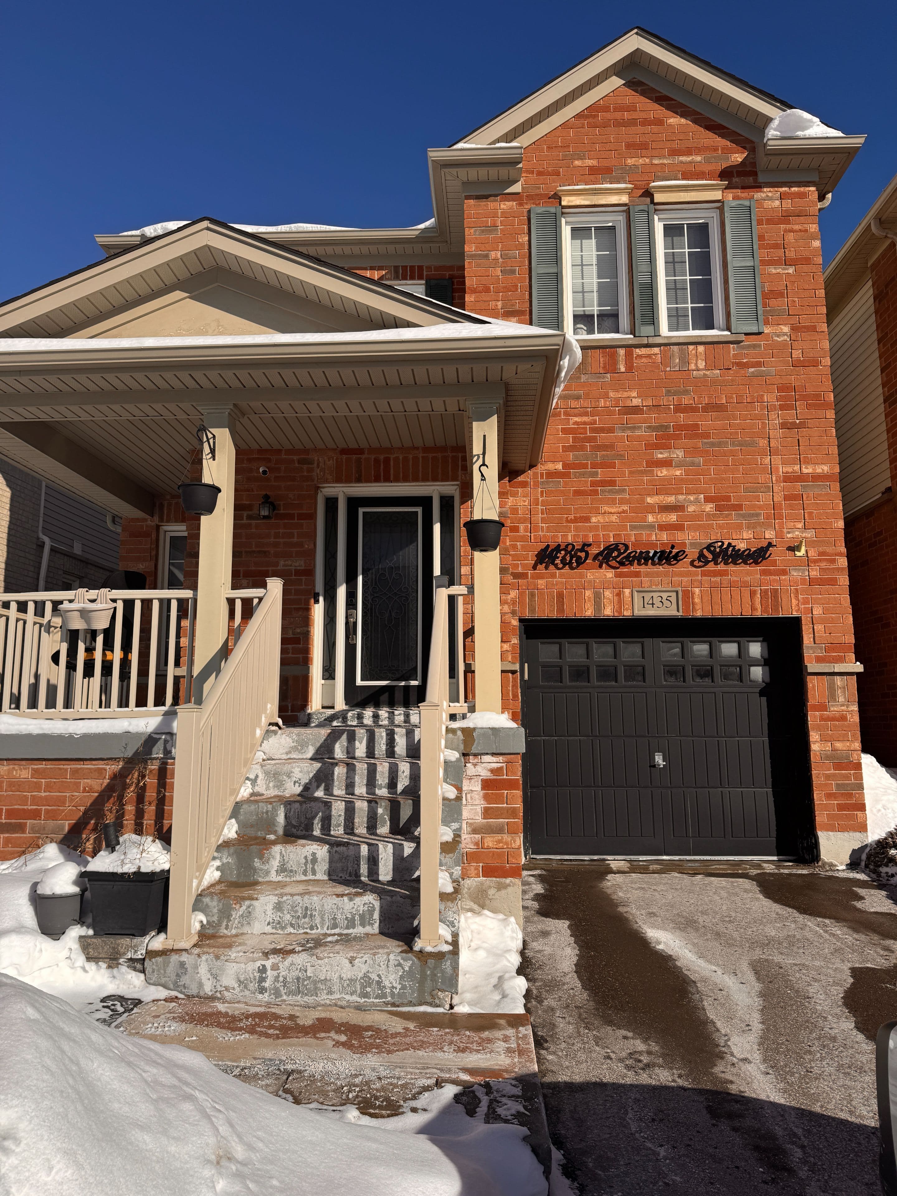 1435 Rennie Street Basement, Oshawa, ON L1K 0N8