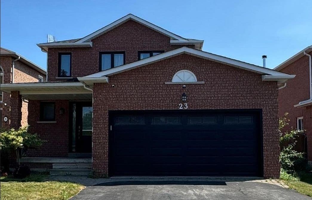 23 Winterberry Drive, Whitby, ON L1R 1Z2