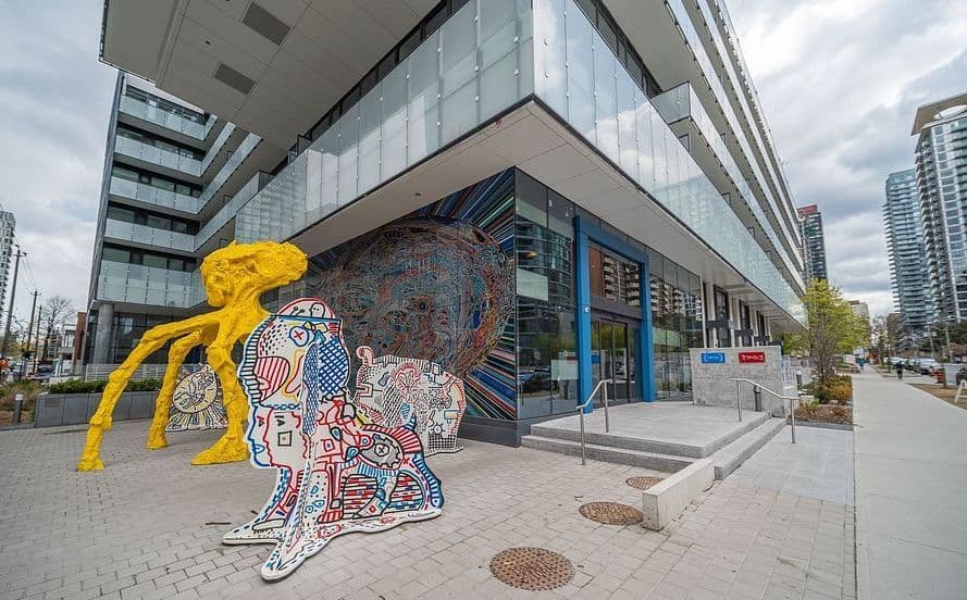 161 Roehampton Avenue 208, Toronto C10, ON M4P 1P9