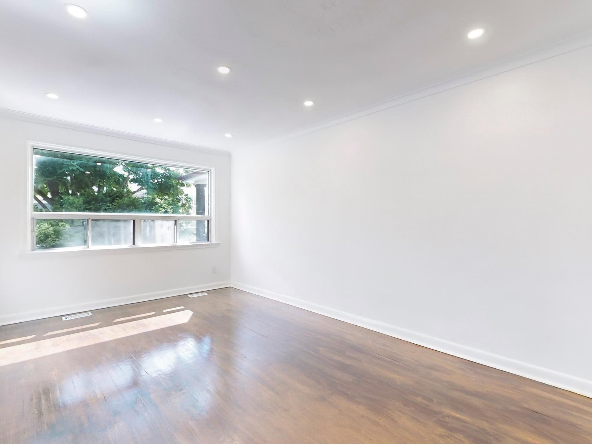 58 Magnolia Avenue Upper, Toronto E04, ON M1K 3K4