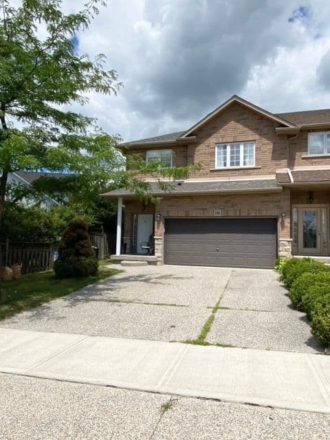 1101 Harrogate Drive, Hamilton, ON L9K 1N1