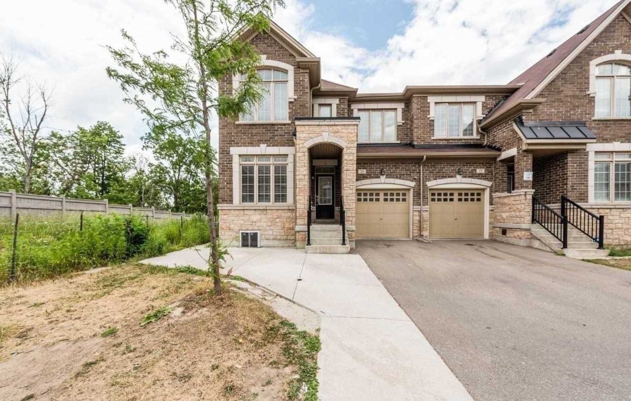 24 Thornapple (Upper) Street, Brampton, ON L6R 3X2