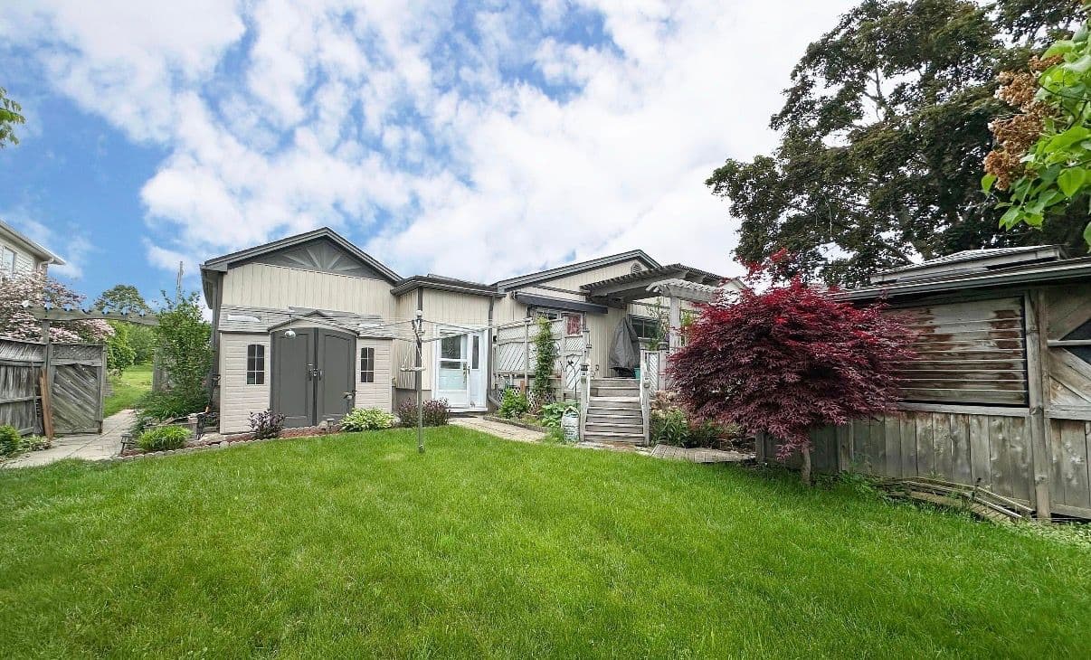 2604 Prestonvale Road BSMT, Clarington, ON L1E 2R9