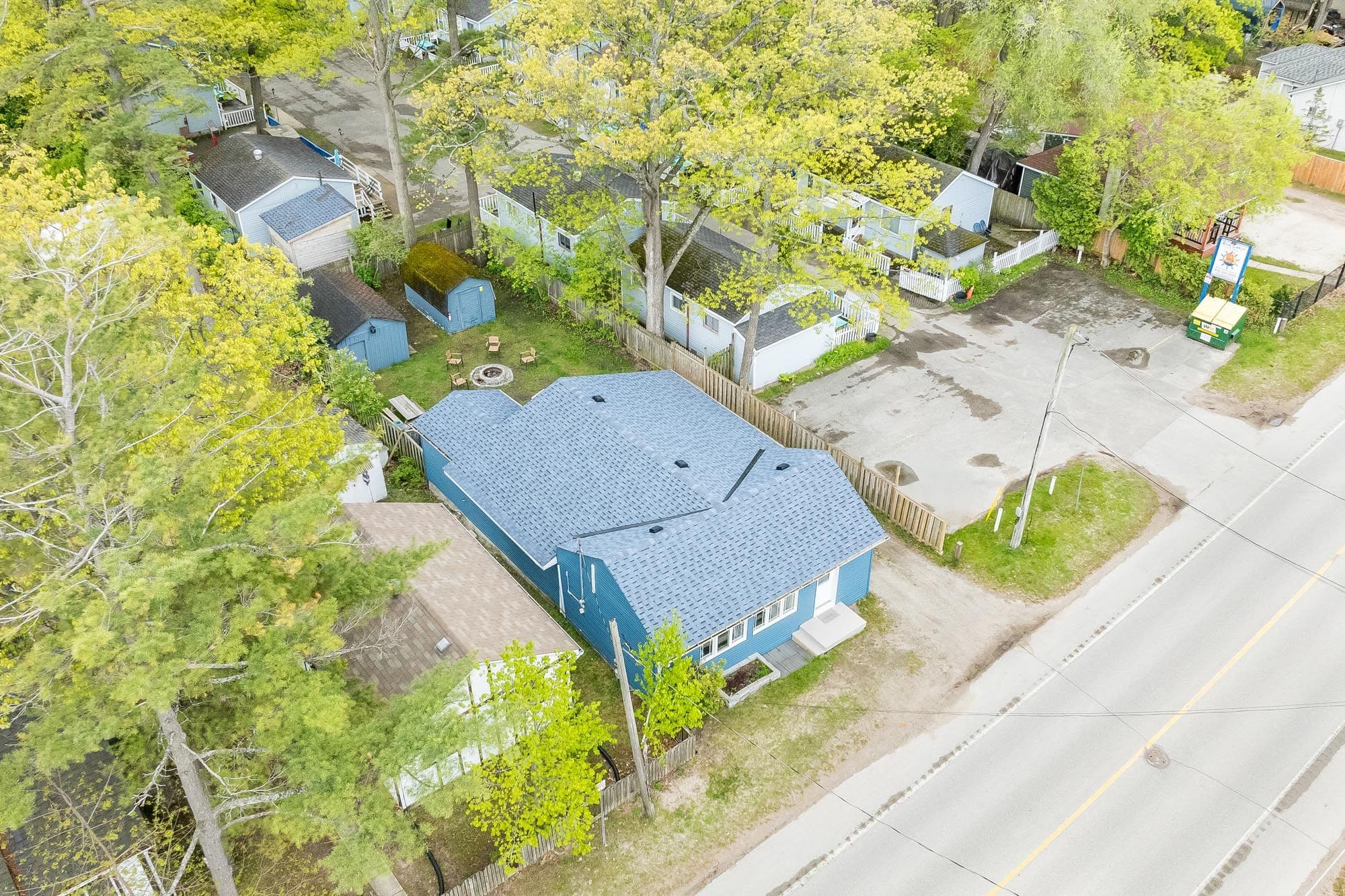 113 River Road E, Wasaga Beach, ON L9Z 2L4