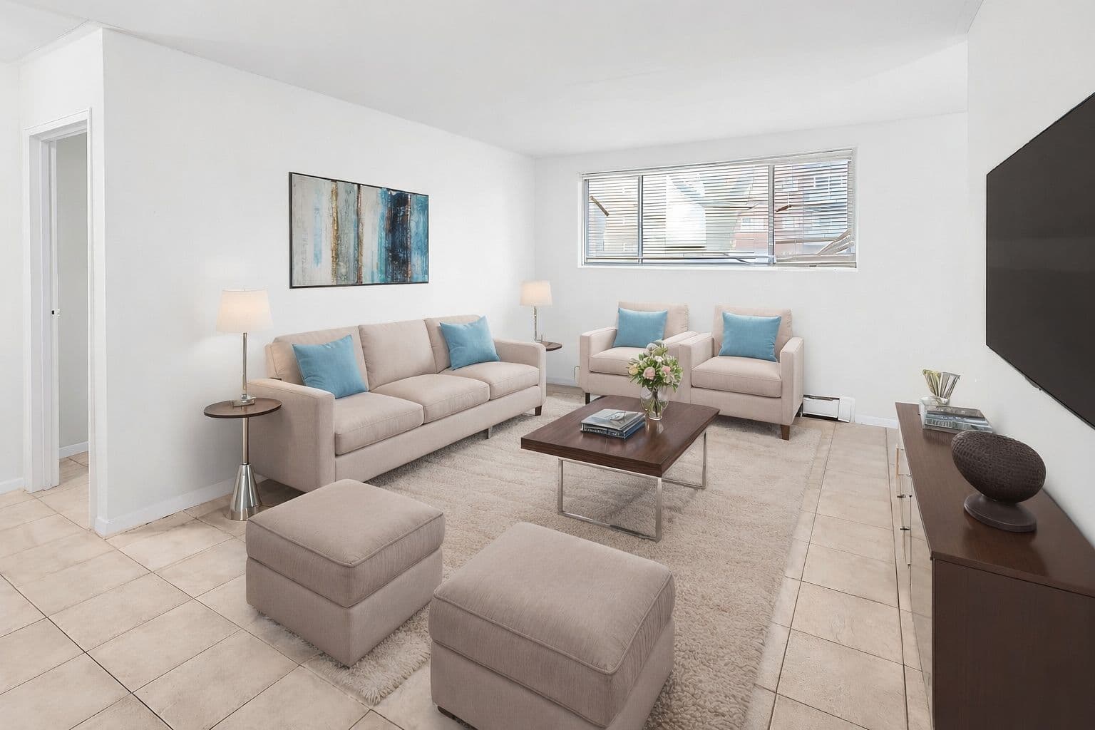 8 Delaware Avenue 1, Guelph, ON N1E 3V4