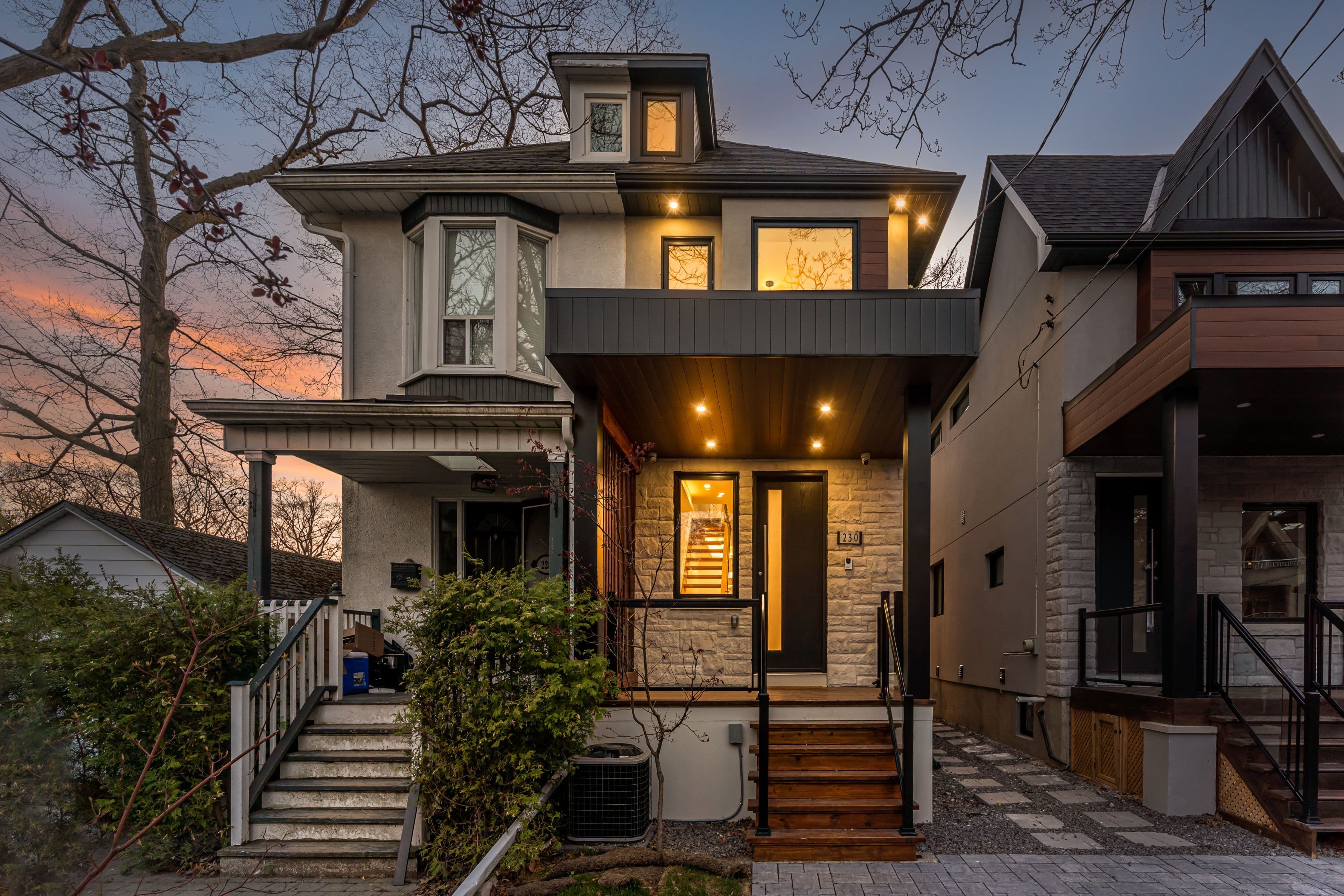 230 Willow Avenue, Toronto E02, ON M4E 3K7