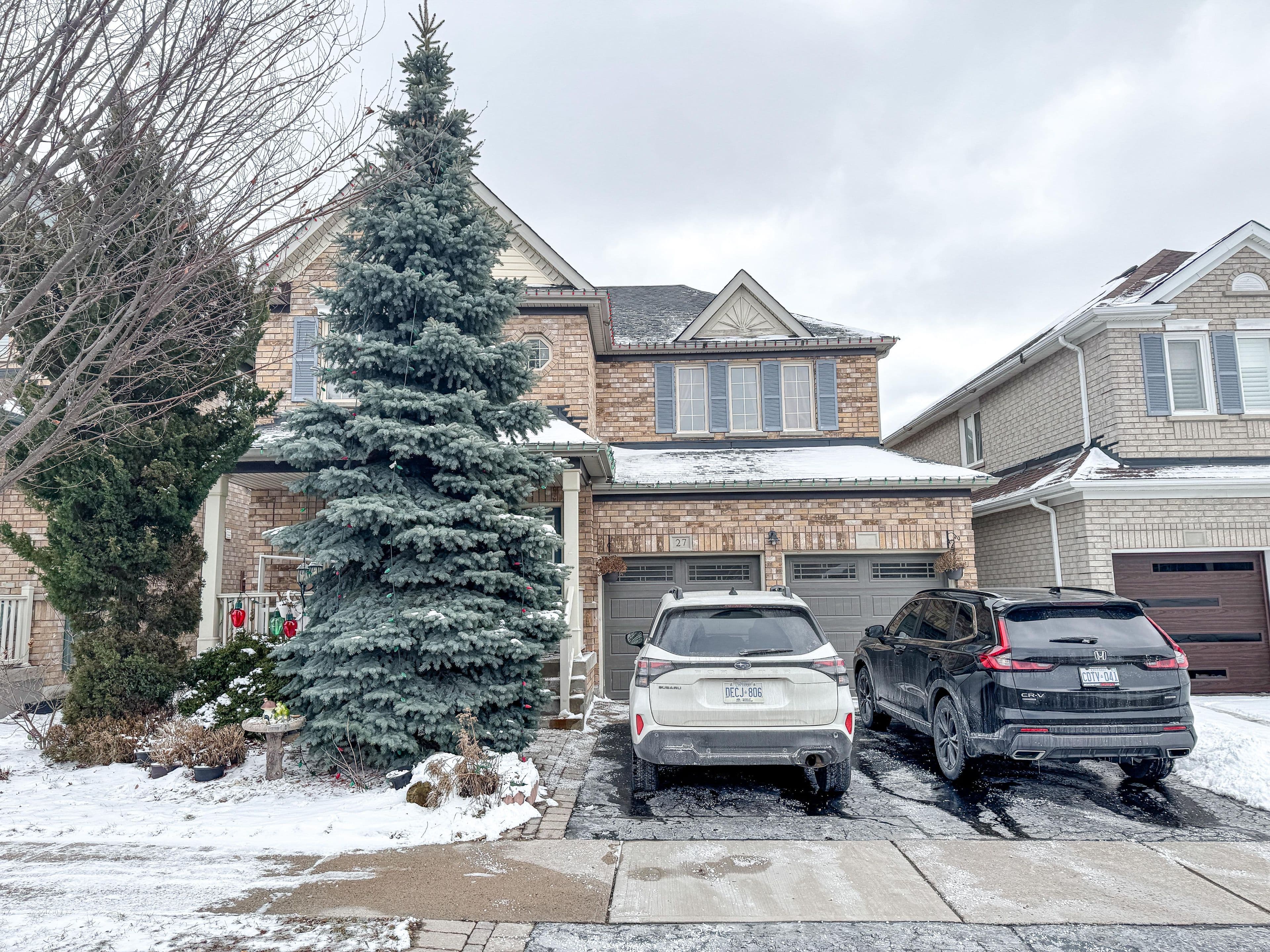27 Telford Street, Ajax, ON L1T 4N4