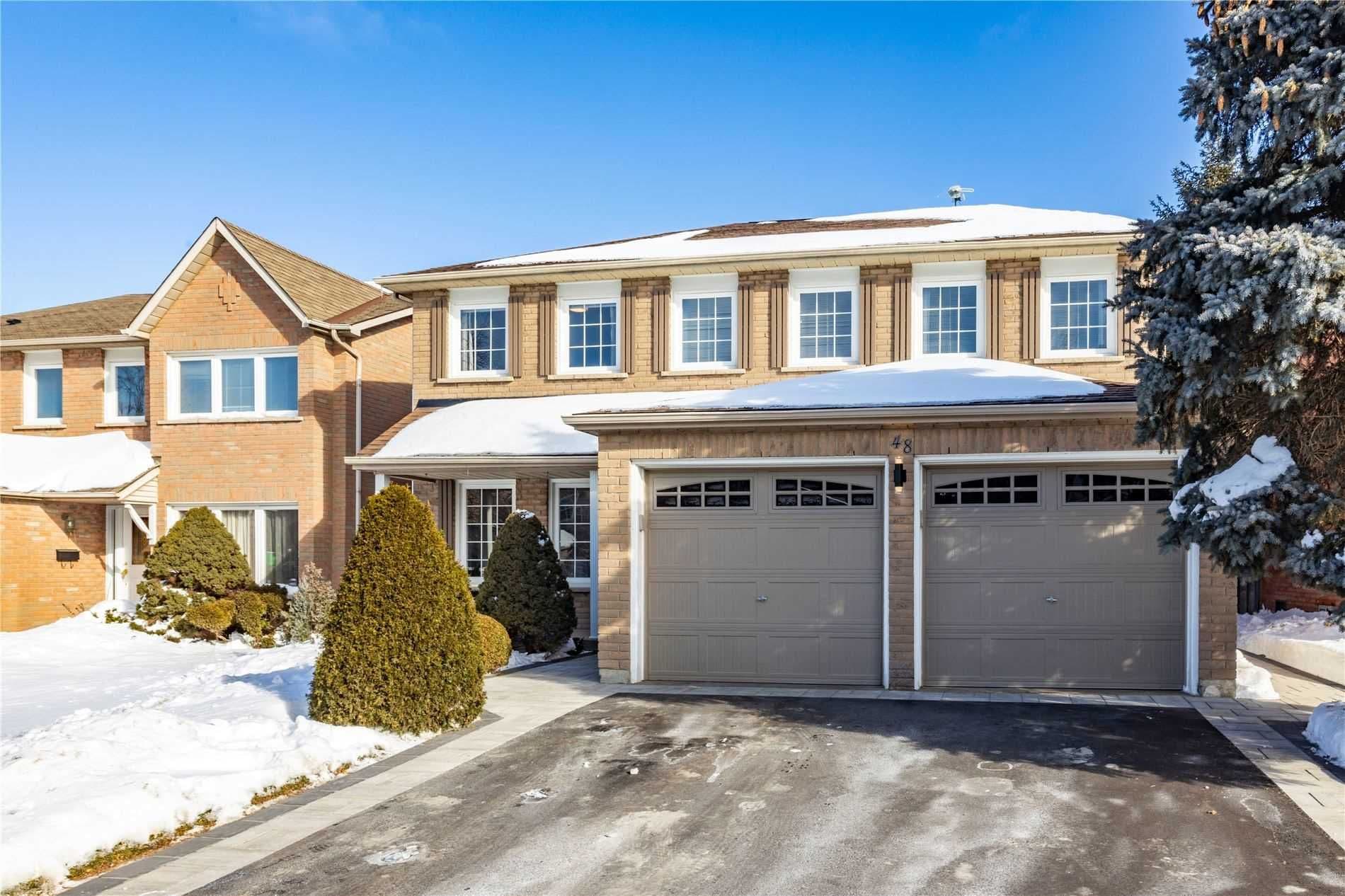 48 Newbury Crescent, Brampton, ON L6S 5L6