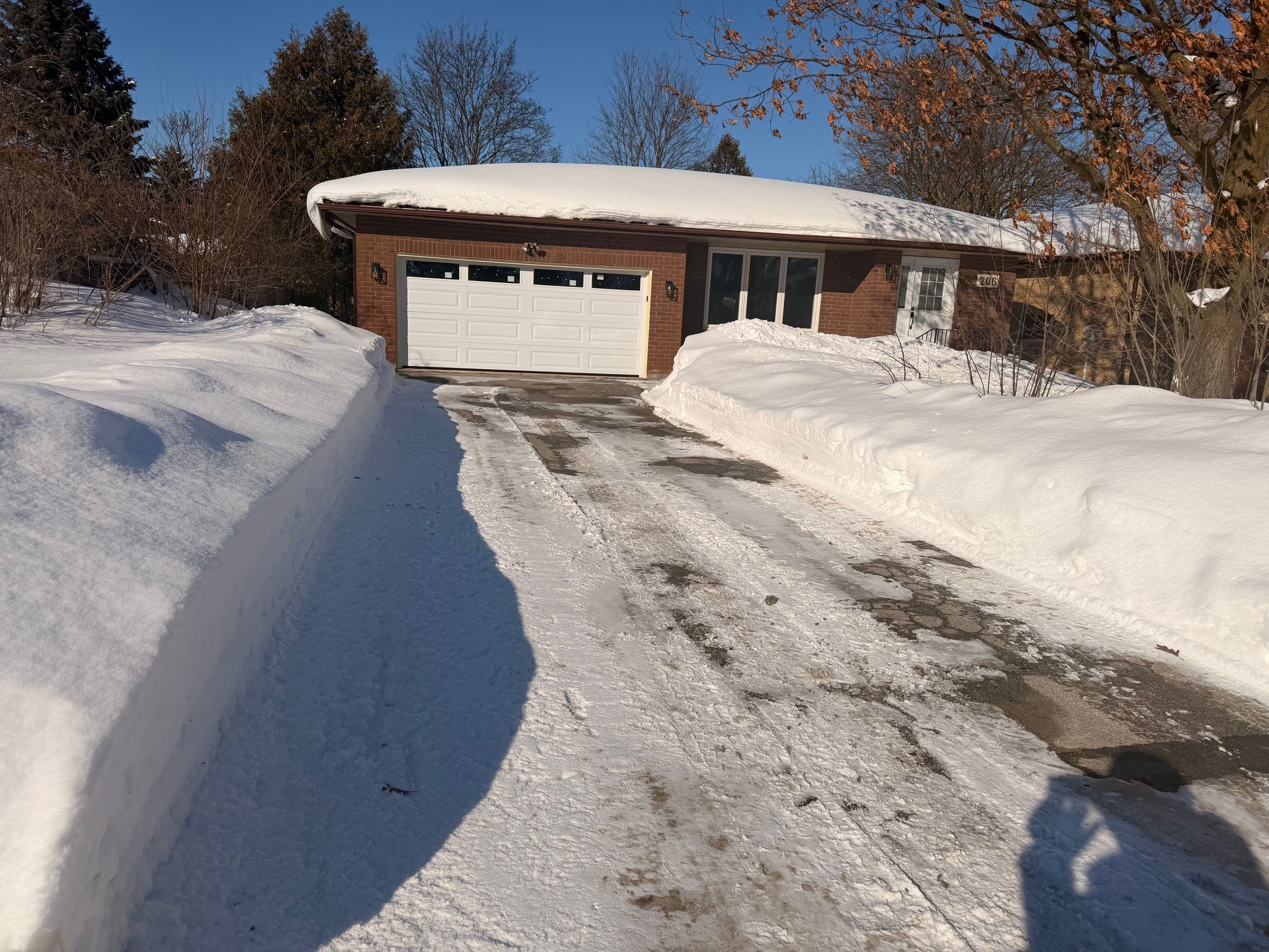 206 Little Avenue, Barrie, ON L4N 6L1