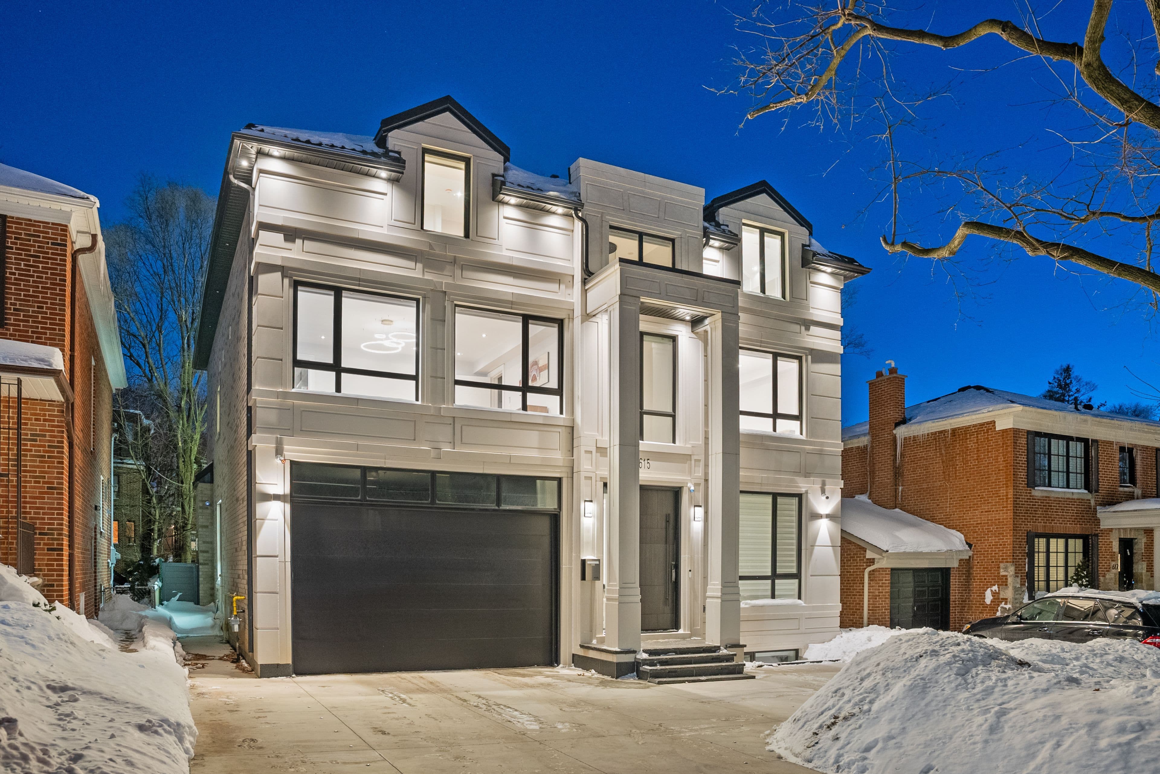 615 Briar Hill Avenue, Toronto C04, ON M5N 1N4