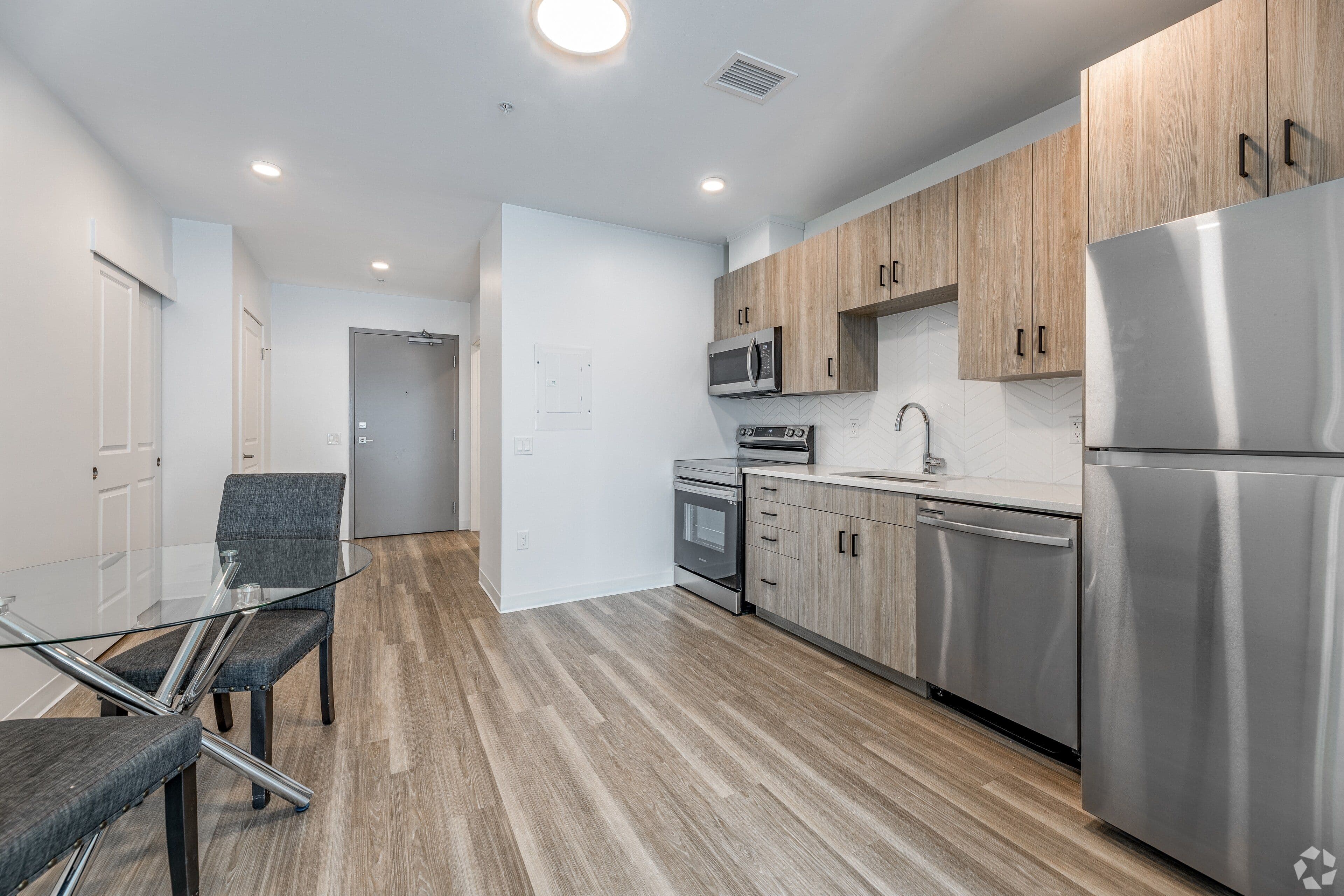 155 King St Street N 606, Waterloo, ON N2J 0E8