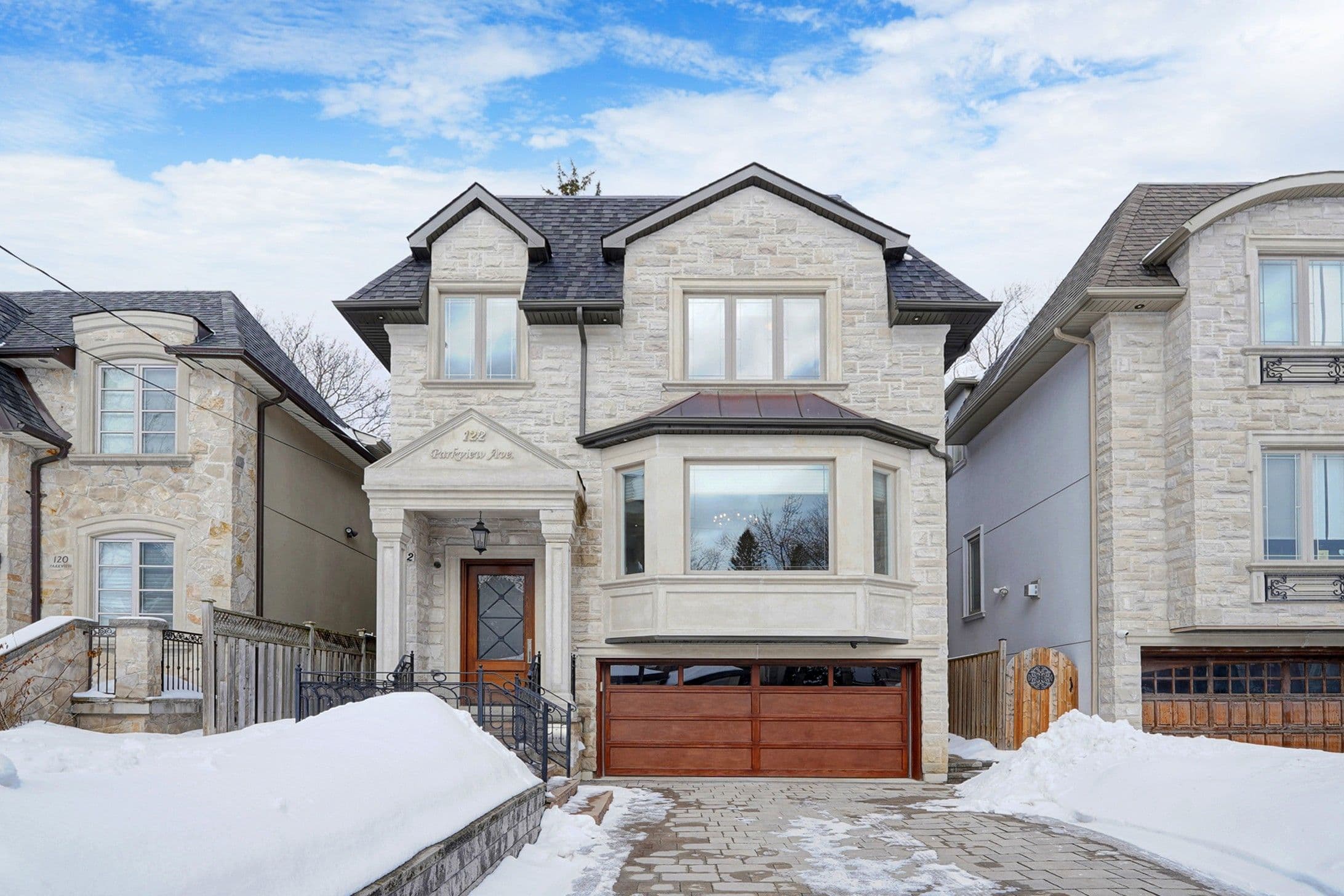 122 Parkview Avenue, Toronto C14, ON M2N 3Y5