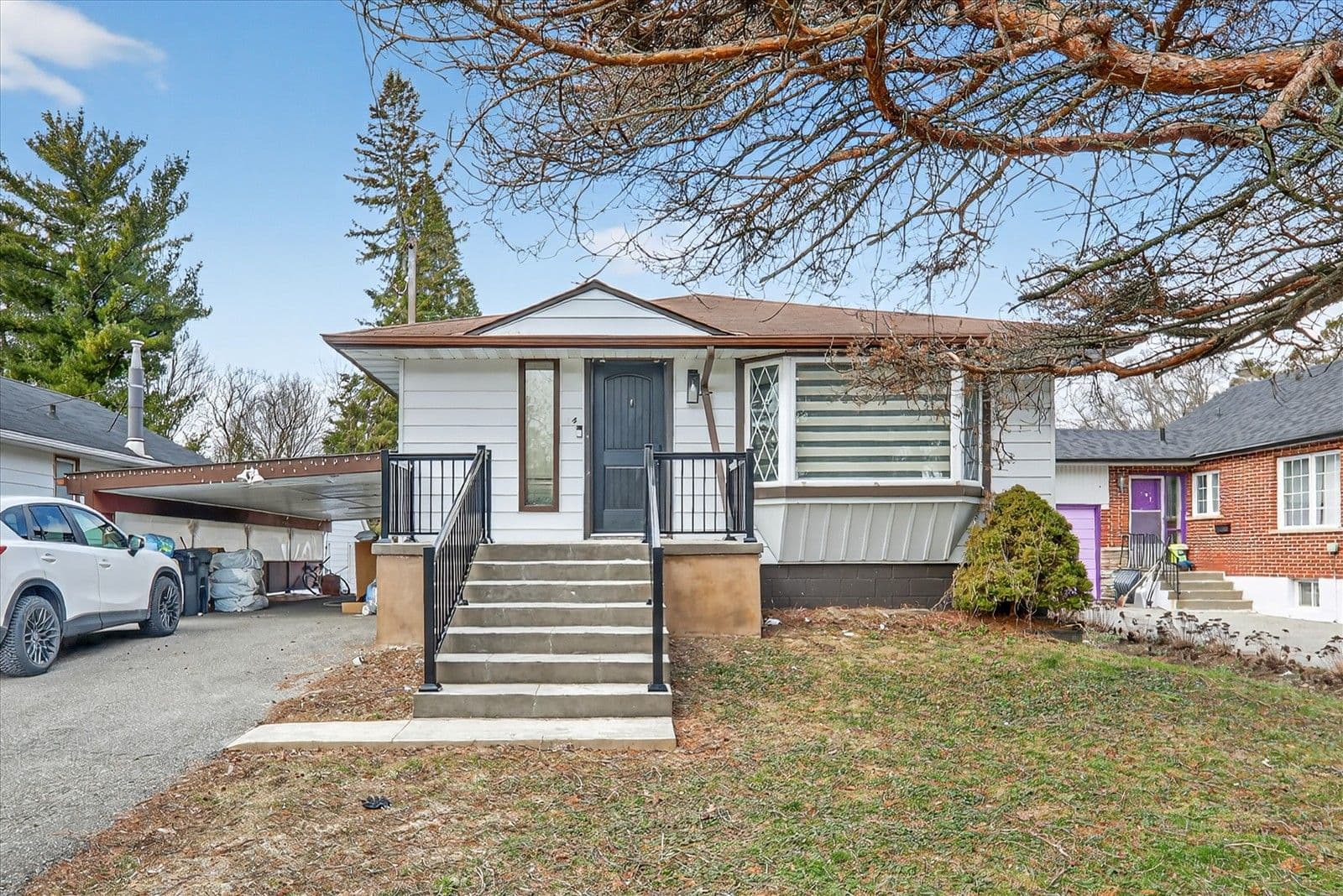 54 Bobmar Road, Toronto E10, ON M1C 1C9