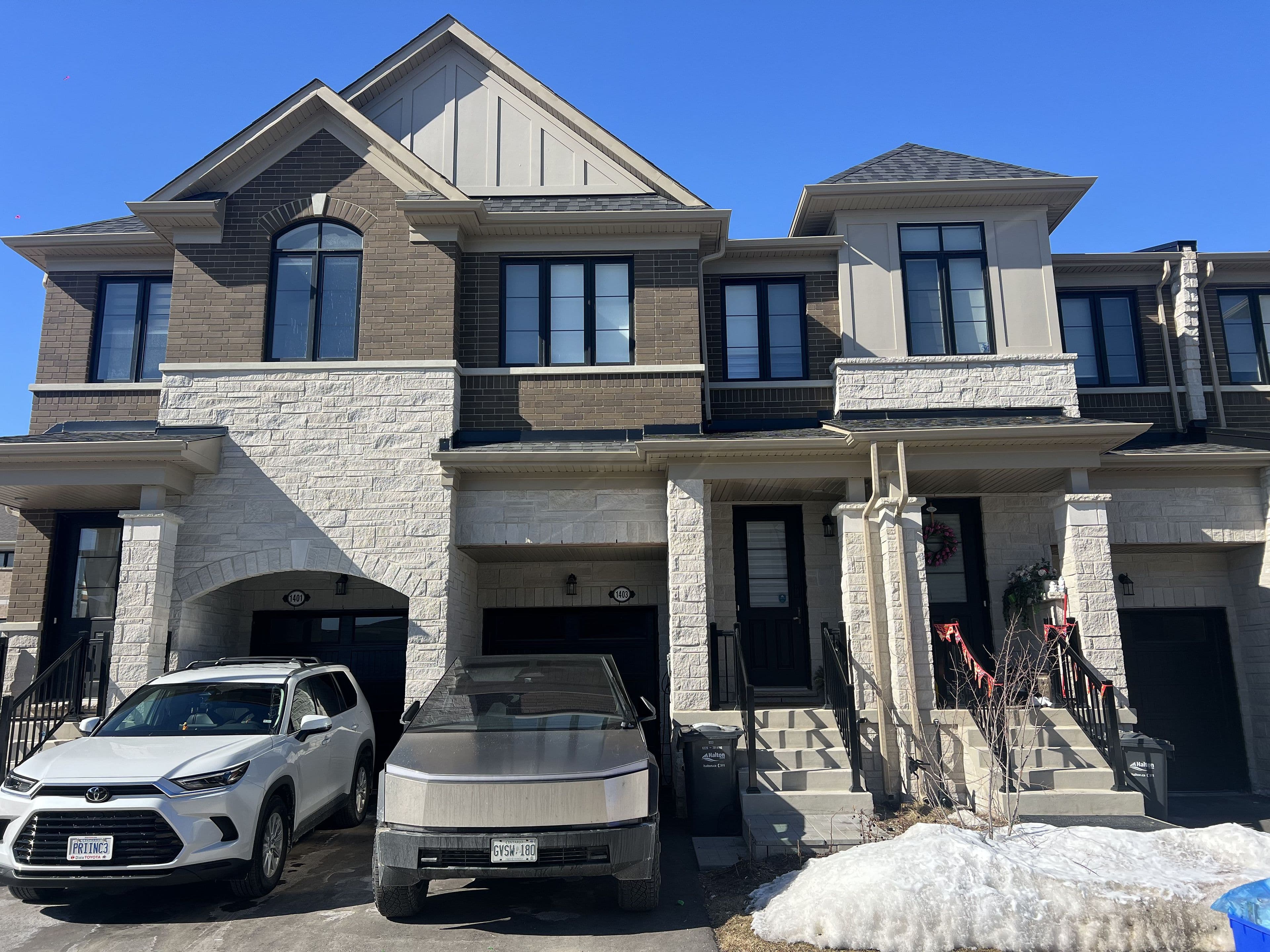 1403 Oakmont Common, Burlington, ON L7P 0V8