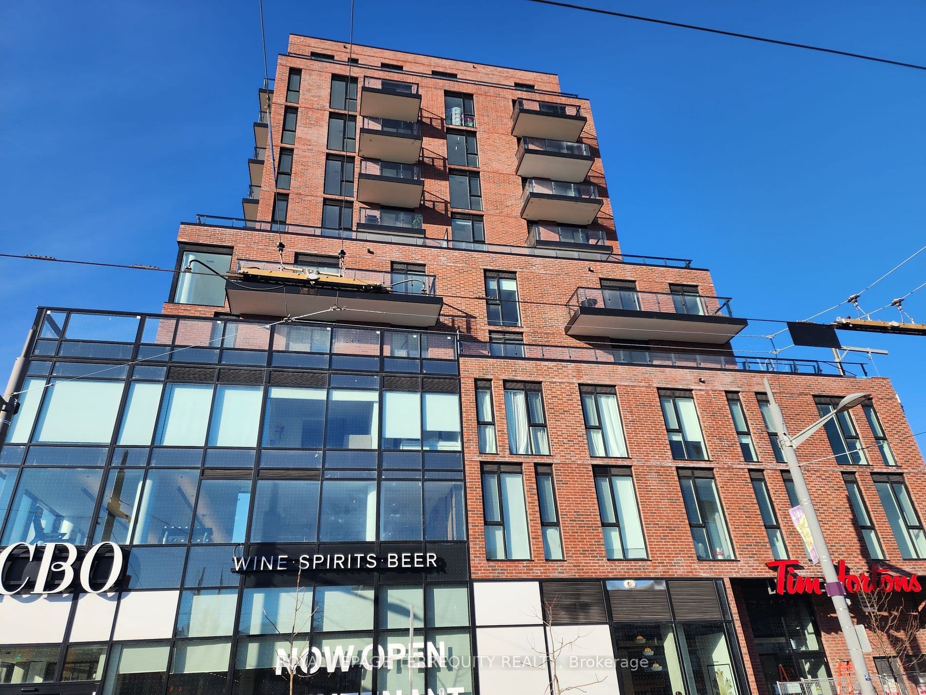 185 Alberta Avenue 809, Toronto C03, ON M6C 0A5