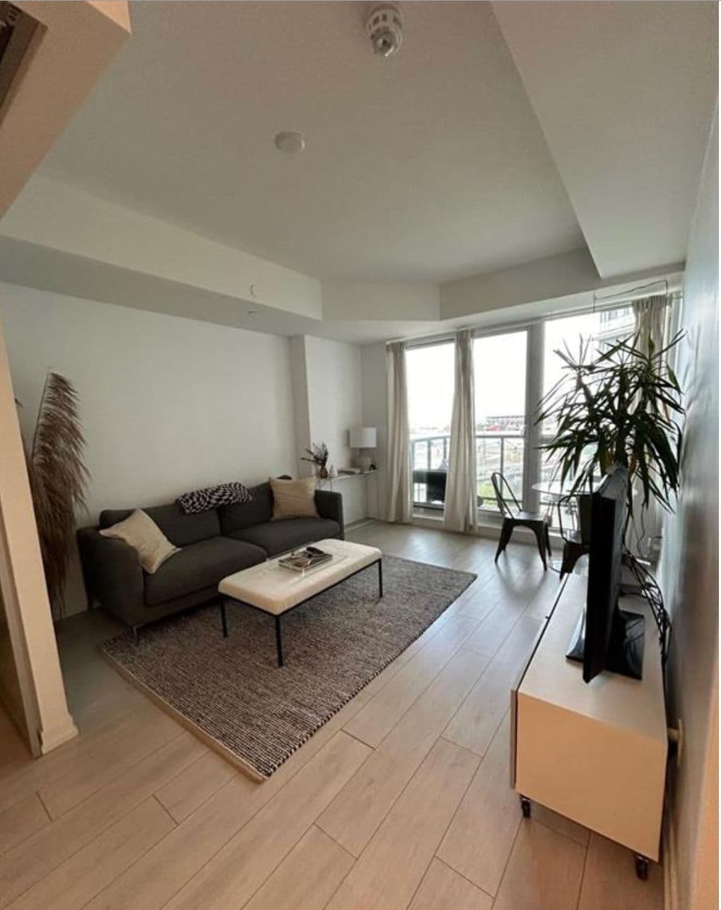 49 East Liberty Street 1106, Toronto C01, ON M6K 0B2