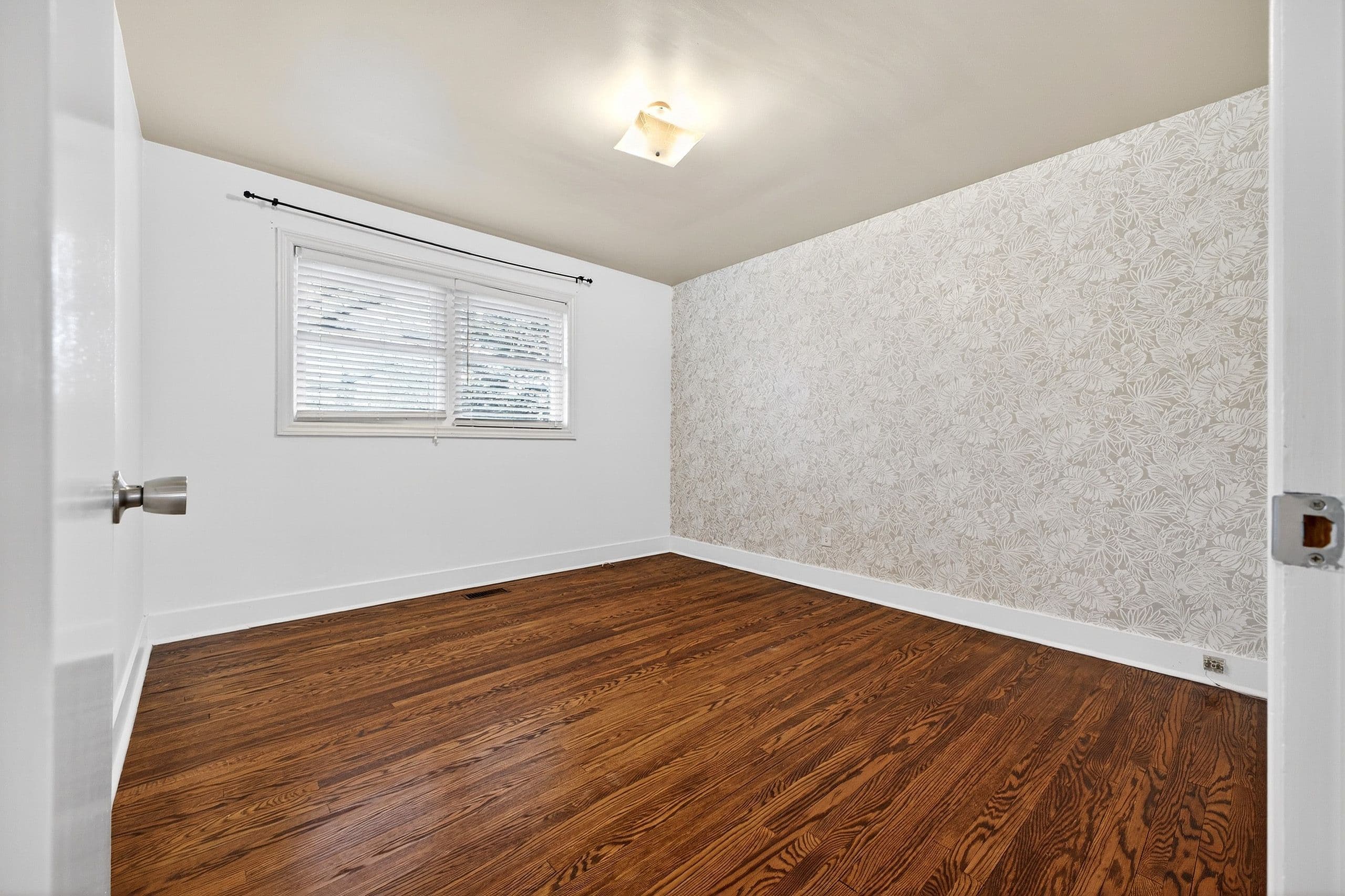 226 Bel Air Avenue, Hamilton, ON L8E 5K2