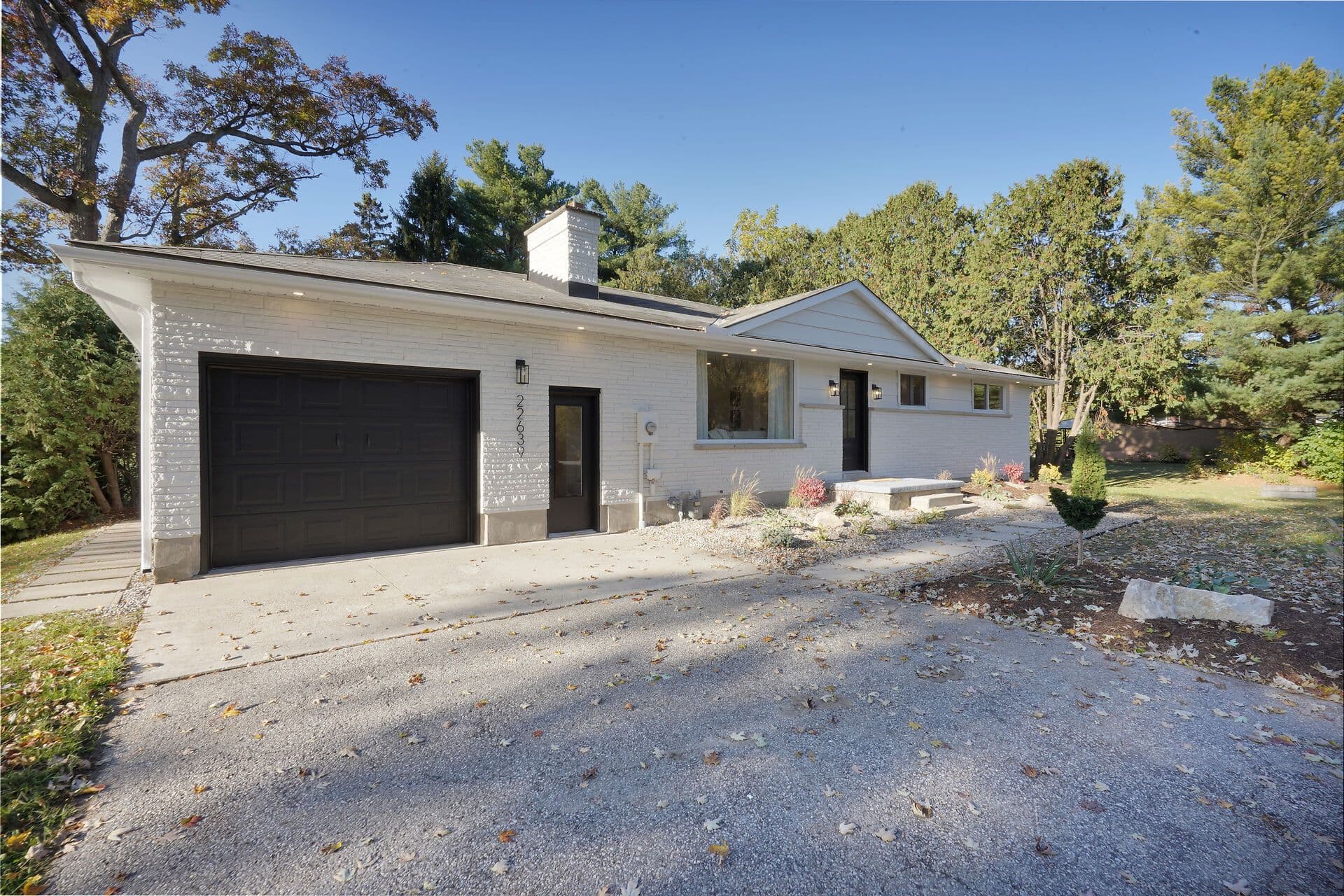 22639 Troops Road, Strathroy-Caradoc, ON N0L 1W0