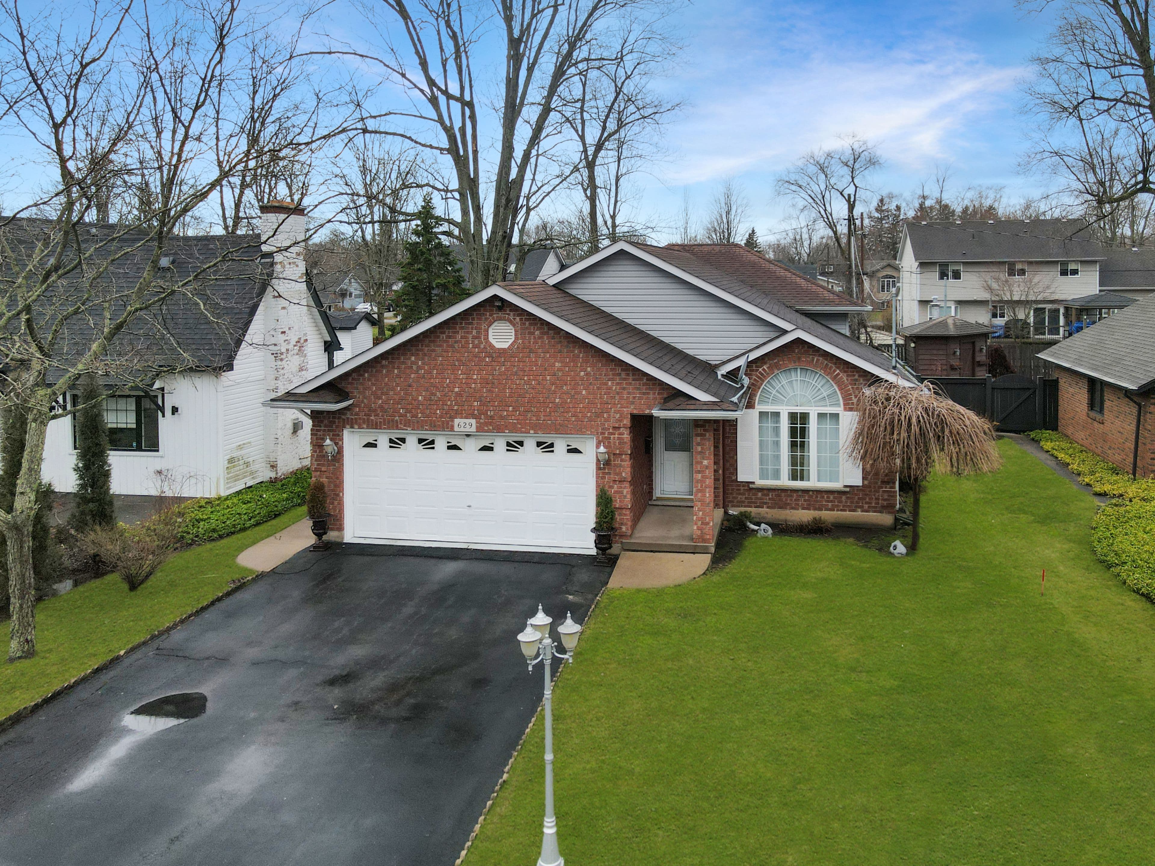 629 Daytona Drive, Fort Erie, ON L2A 4Z5