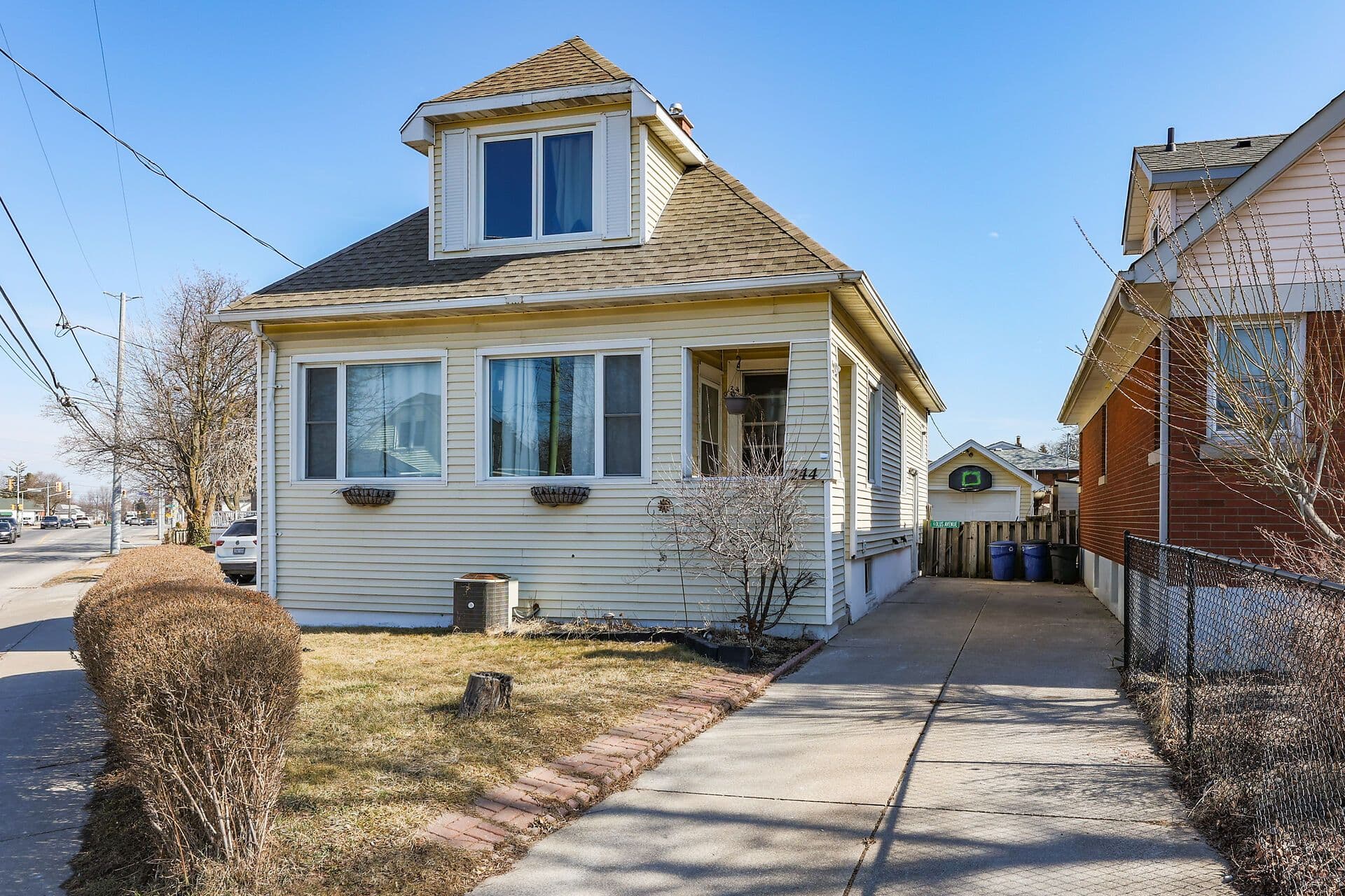244 Niagara Street, St. Catharines, ON L2M 4V6