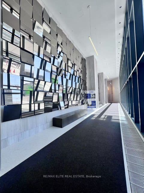 225 Commerce Street 1705, Vaughan, ON L4K 5Z7