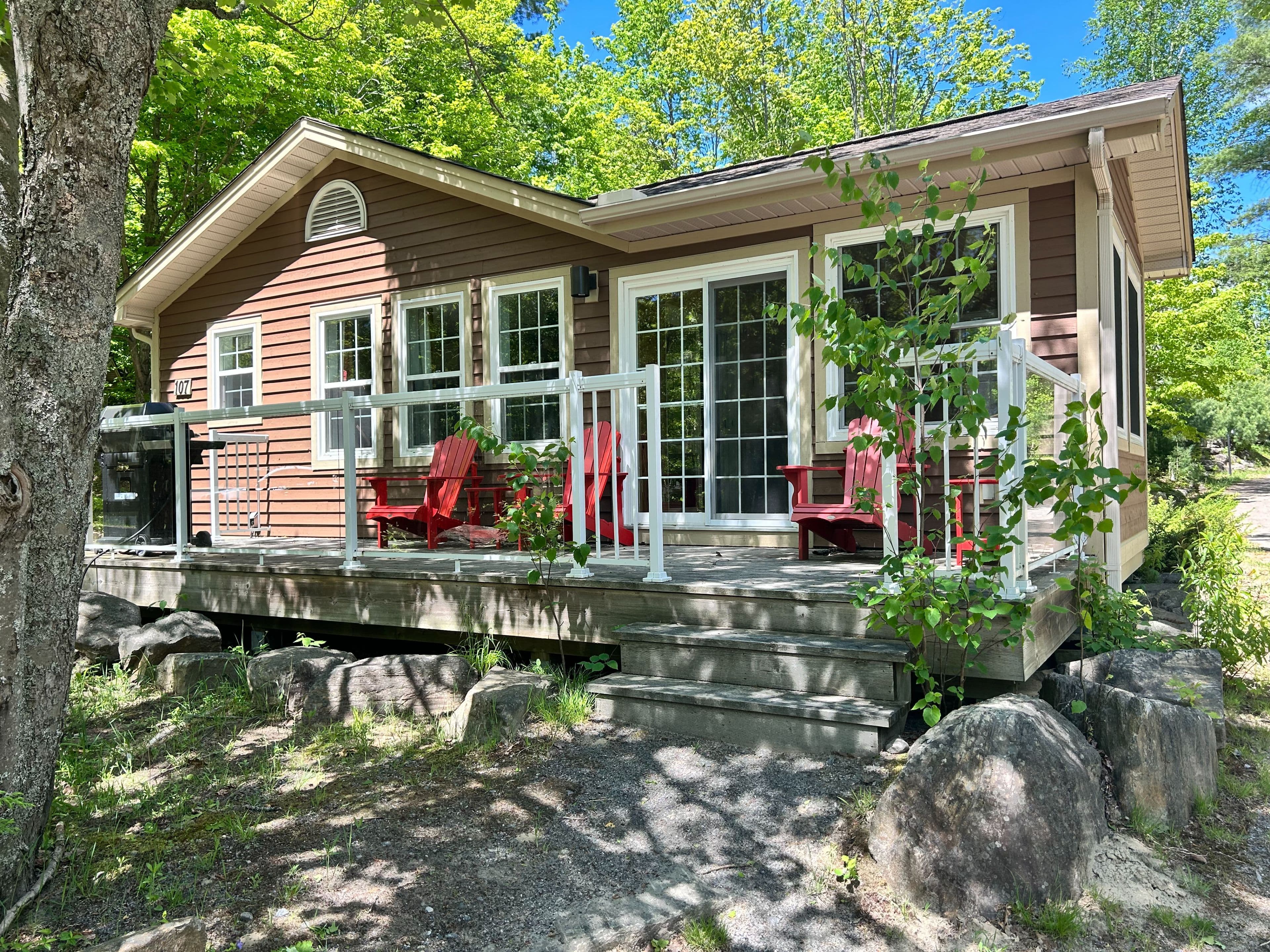 1052 RAT BAY Road 107-10, Lake of Bays, ON P1H 2J6