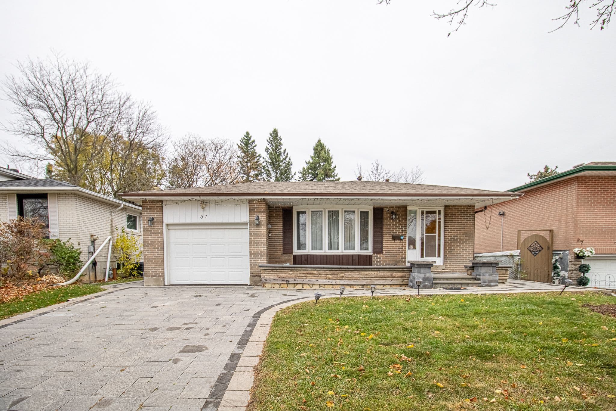 37 Albacore Crescent, Toronto E09, ON M1H 2L2