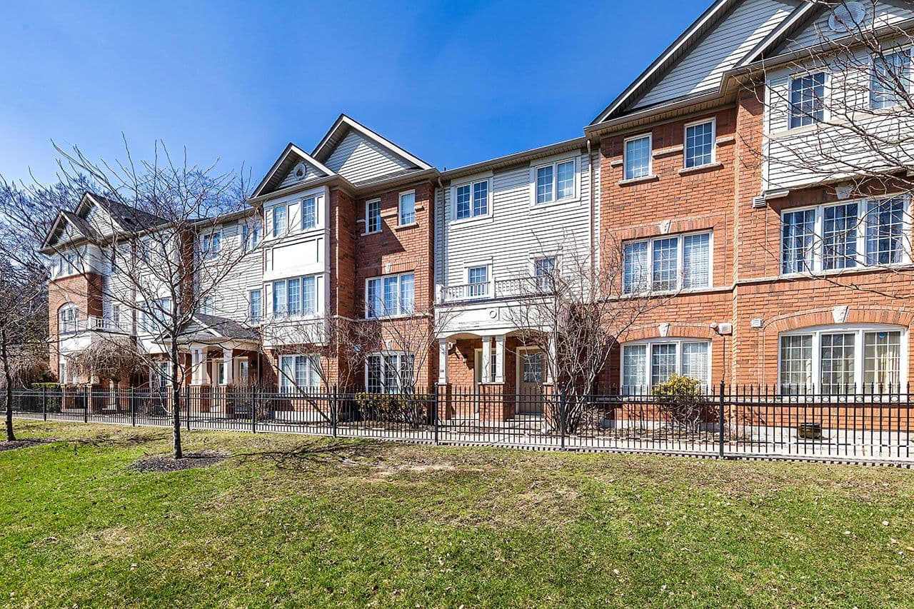 1790 Finch Avenue 16, Pickering, ON L1V 0A1